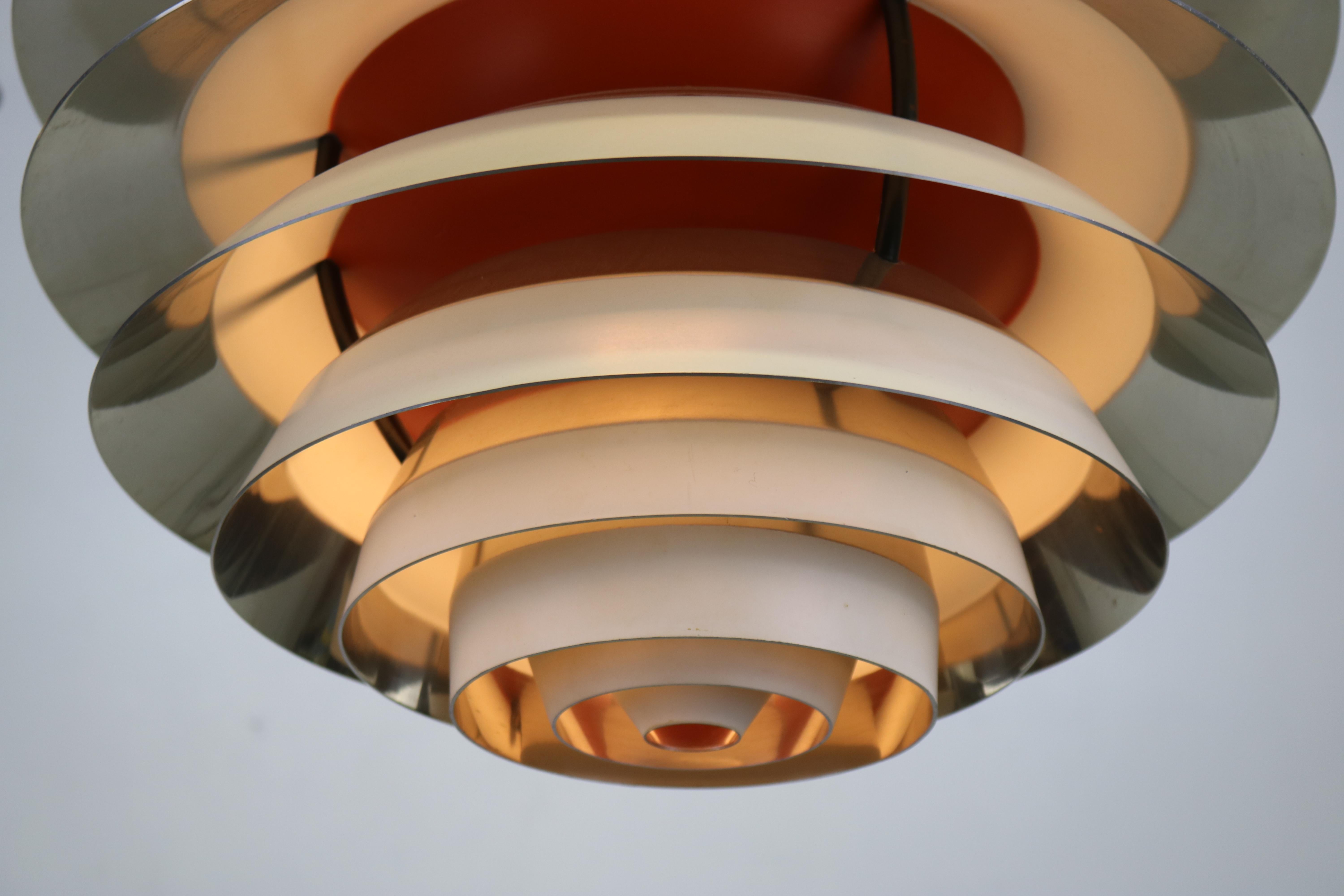 Iconic Kontrast Pendant Lamp Poul Henningsen Louis Poulsen 70s In Good Condition In Brussels , BE