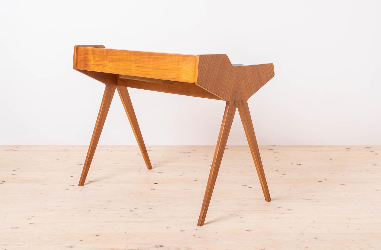 Iconic Lady Desk by Helmut Magg for WK Möbel, Mid Century Modern, Germany, 1950s For Sale 2