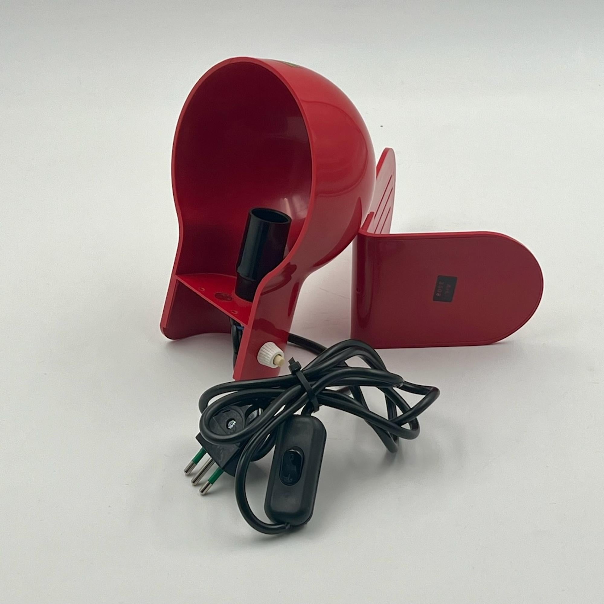 Ikonische Lampe Harveiluce „Panda“ in Rot - Ambrogio Pozzi Design 1970er Jahre im Angebot 2
