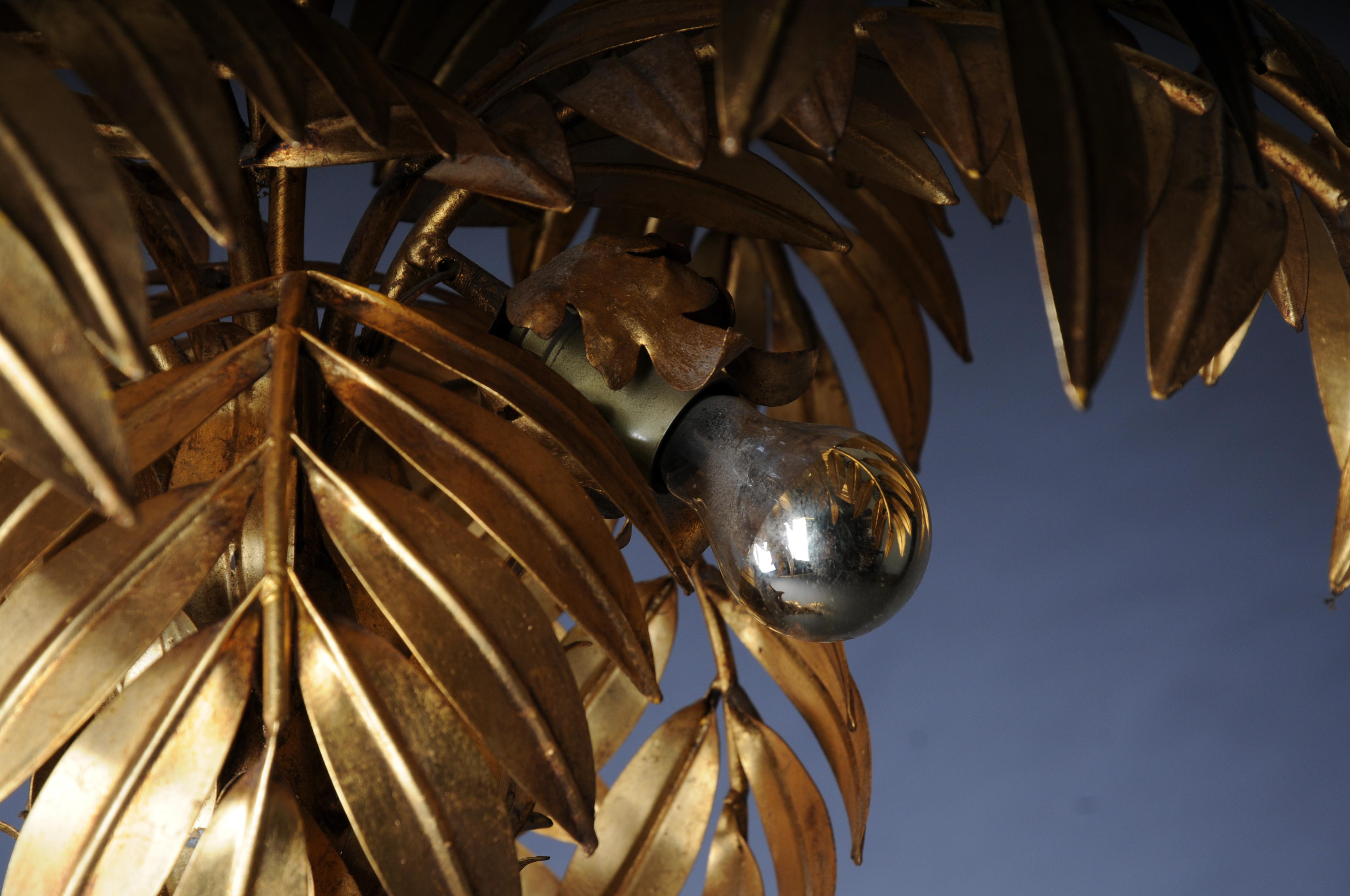 Iconic large palm floor lamp by Hans Kögl/Koegl. Gold, vintage For Sale 4