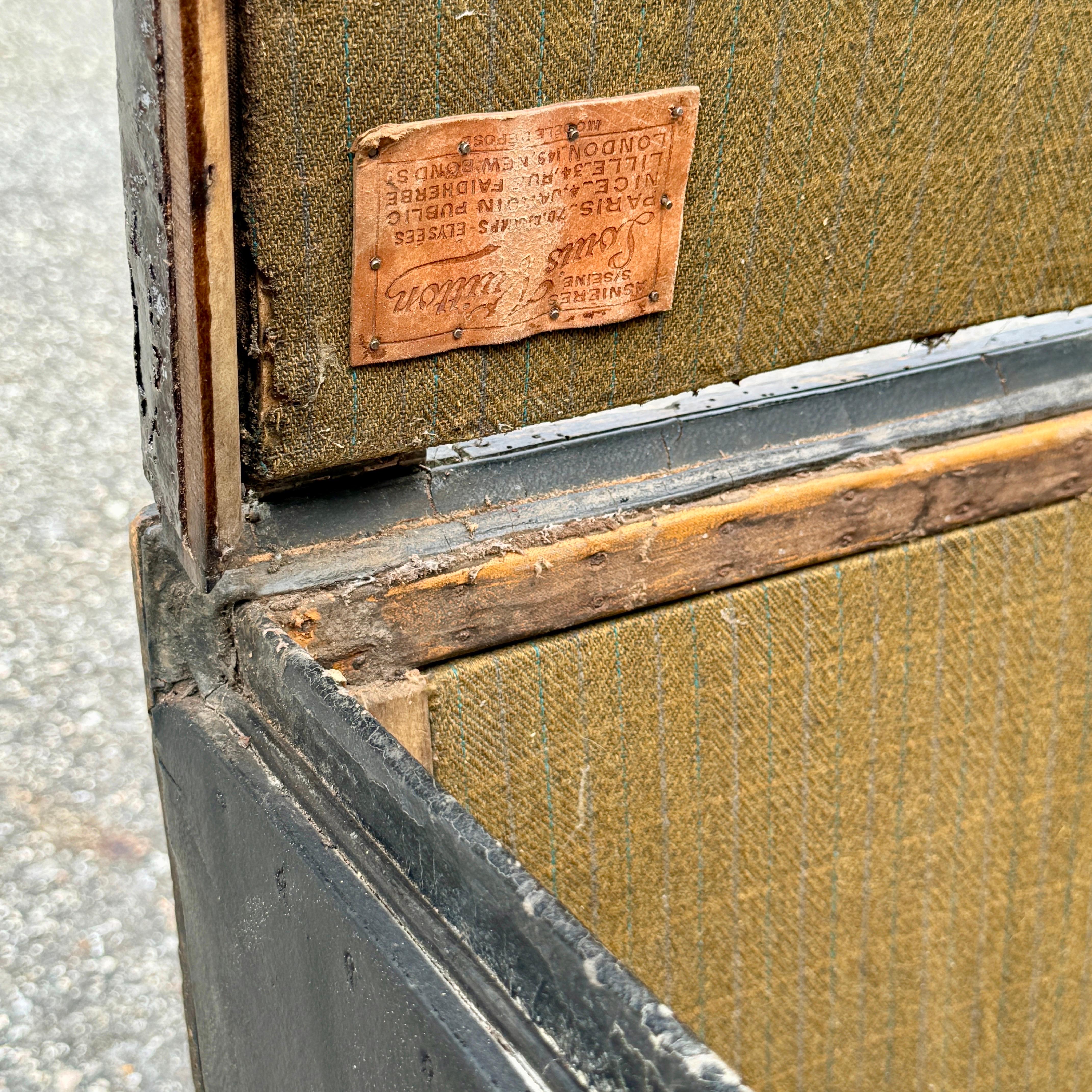 Metallo Iconico baule Monogram di Louis Vuitton, anni 1910-1920 circa in vendita