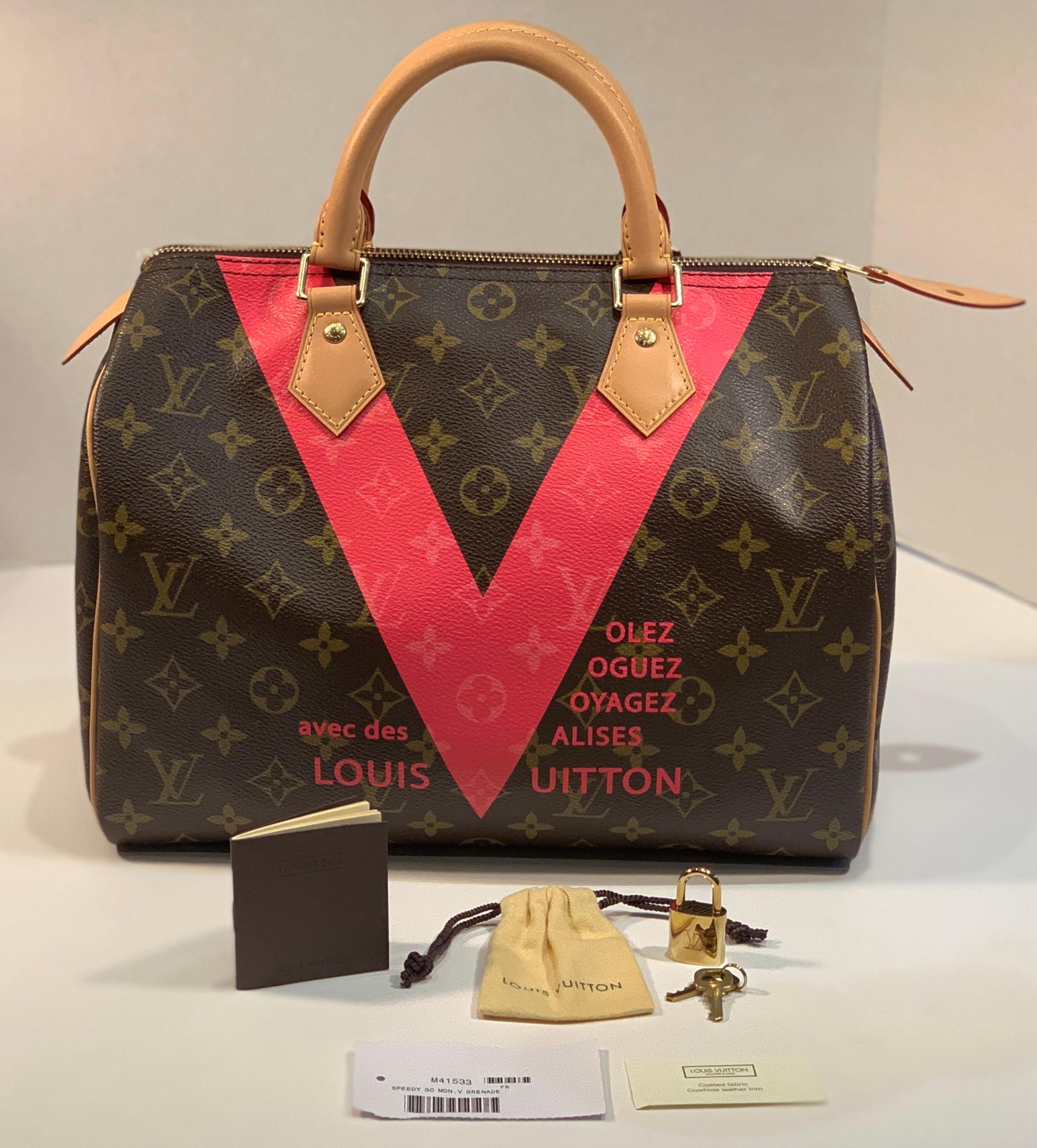 Stylish Louis Vuitton Speedy 30 limited edition purse with grenade pink “V” on iconic brown Monogram canvas from the 2015 Spring/Summer collection was inspired by the famous Louis Vuitton 
