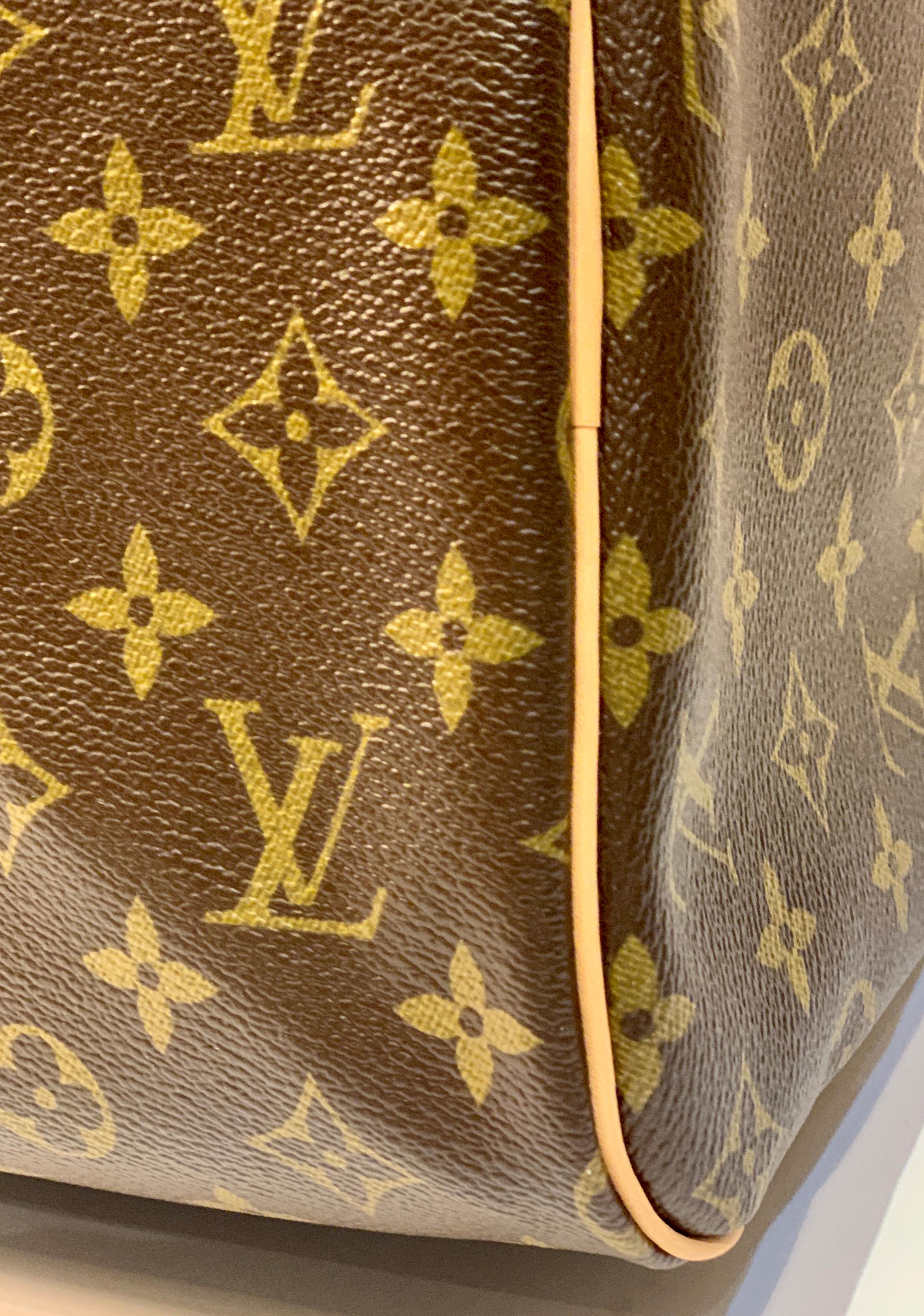 Iconic Louis Vuitton Speedy 30 Handbag Limited Edition Grenade V Monogram Canvas 1