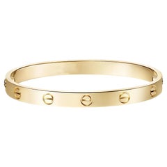 Iconic Luxury 18K Yellow Gold Bangle Bracelet