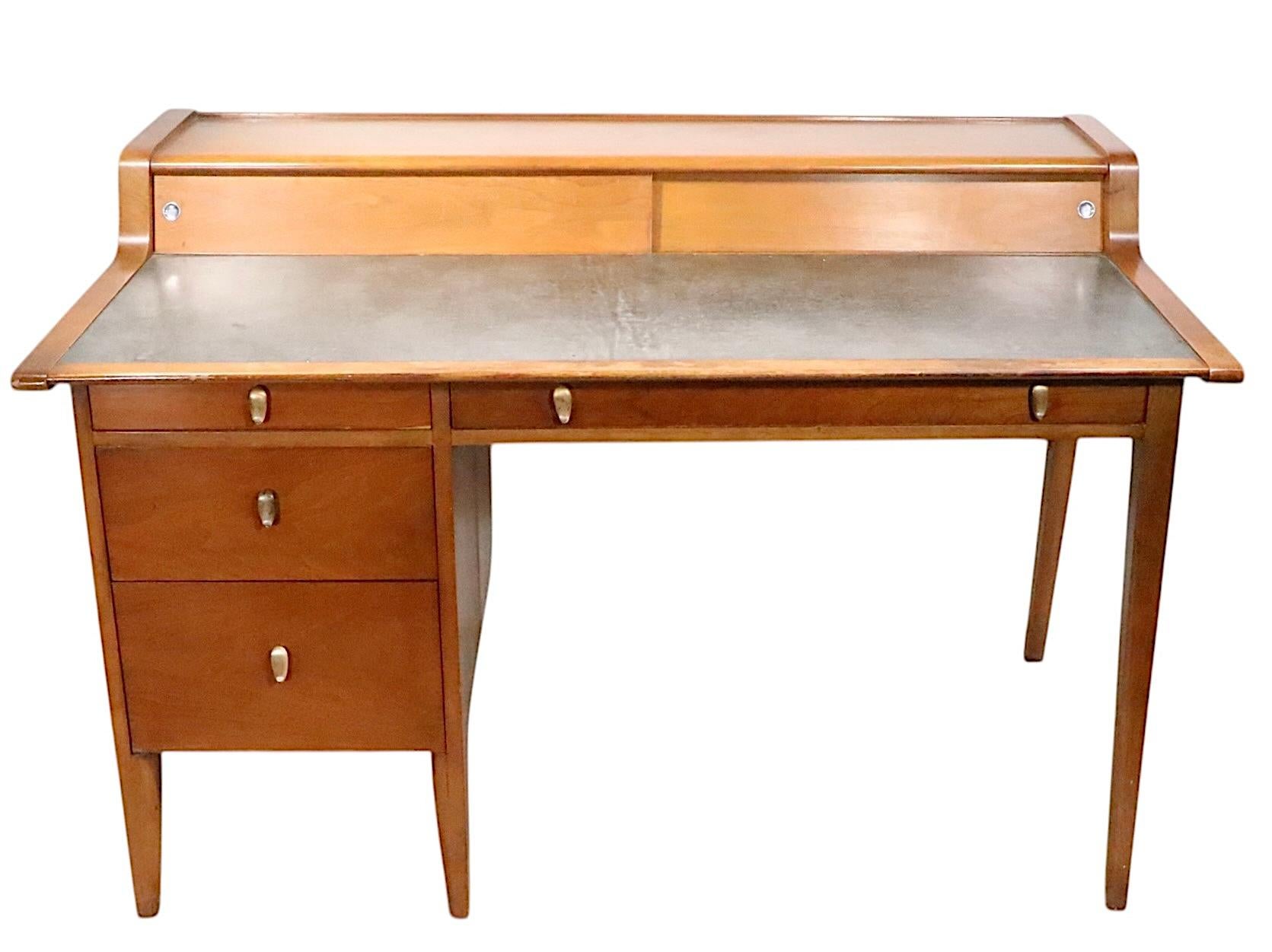 Bureau emblématique du milieu du siècle dernier de John Van Koert pour Drexel, années 1960 en vente 3