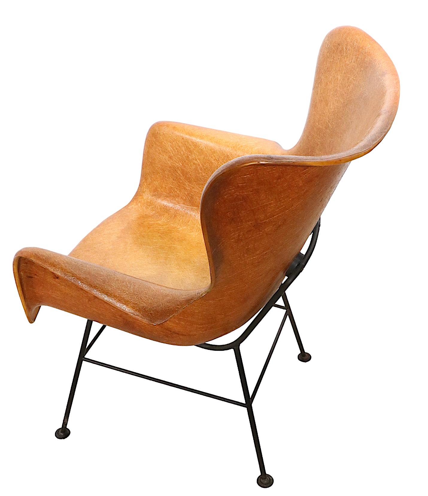 Mid-Century Modern Iconic Mid Century Fiberglass Wingback Chair by Peabody for Selig, circa 1950s For Sale