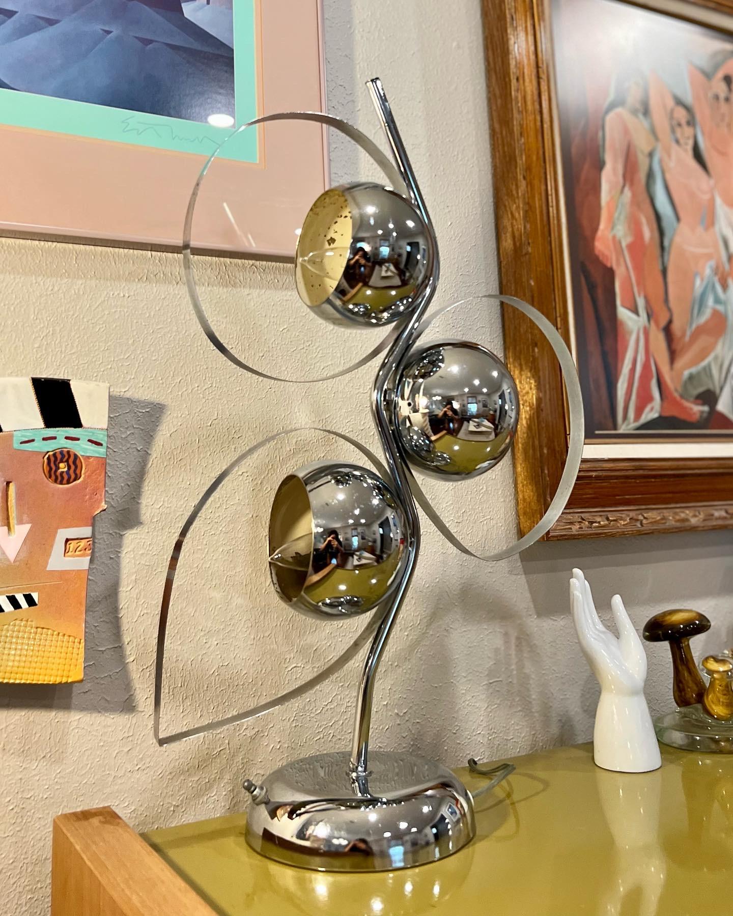 Iconic Mid-Century Modern Chrome Orb Space Age Waterfall Table Lamp 4