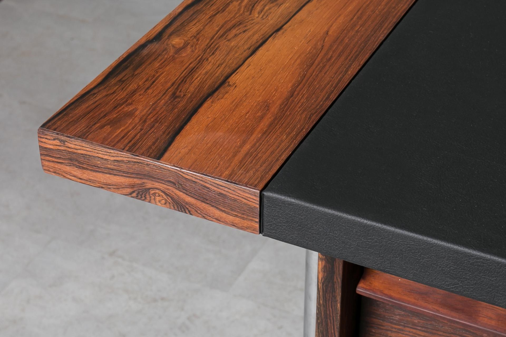 Iconic Mid Century Modern Desk by Svend Ivar Dysthe, Dokka Mobler, Norway, 1960s For Sale 5