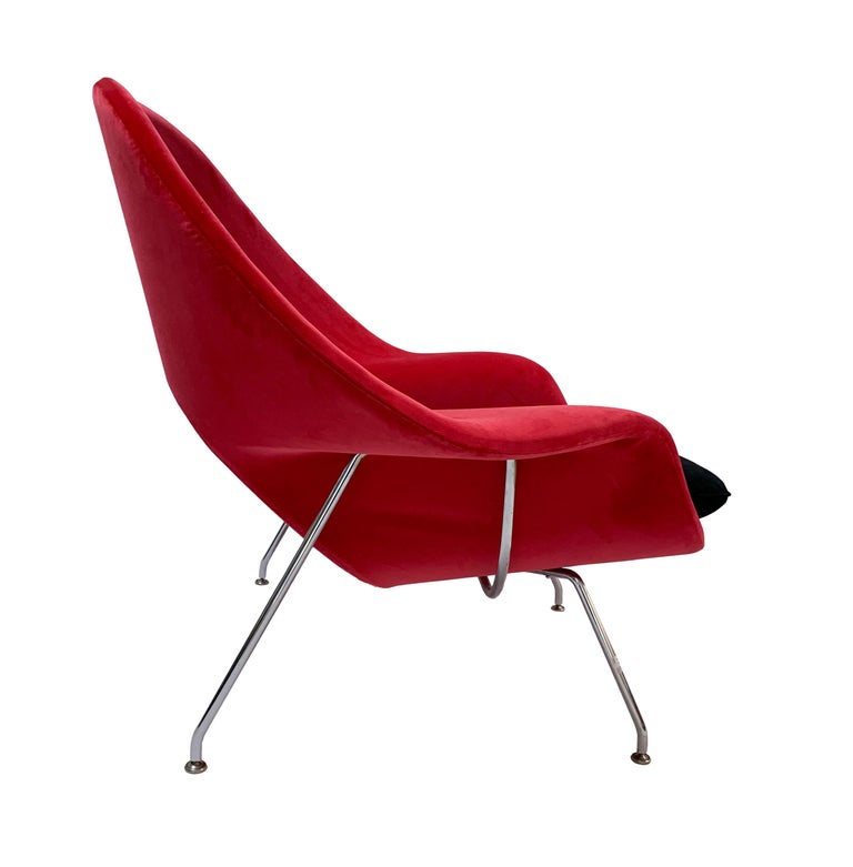 Iconic Mid-Century Modern Knoll Womb Chair and Ottoman For Sale at 1stDibs