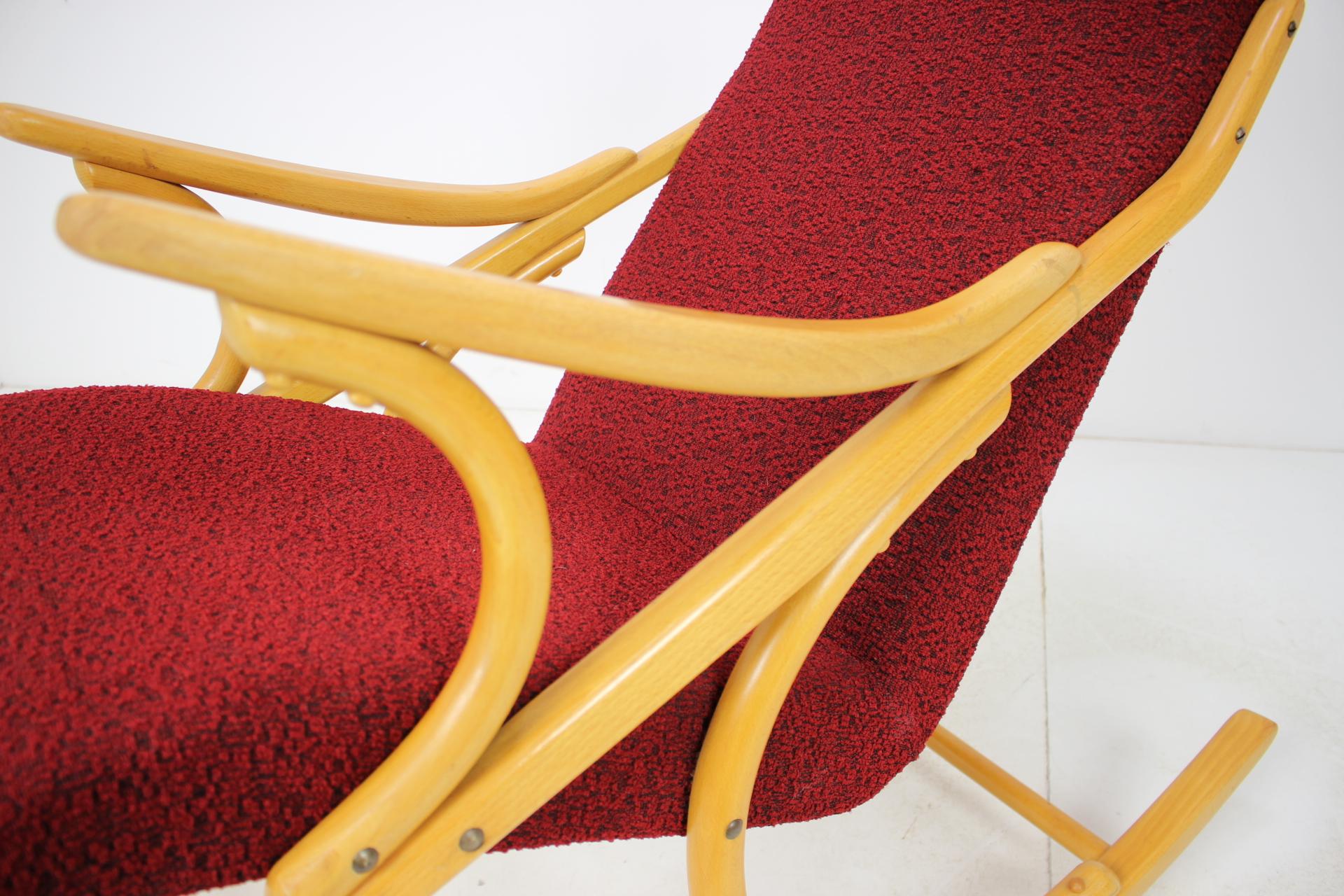Iconic Midcentury Design Rocking Chair / Expo, 1970 In Good Condition For Sale In Praha, CZ