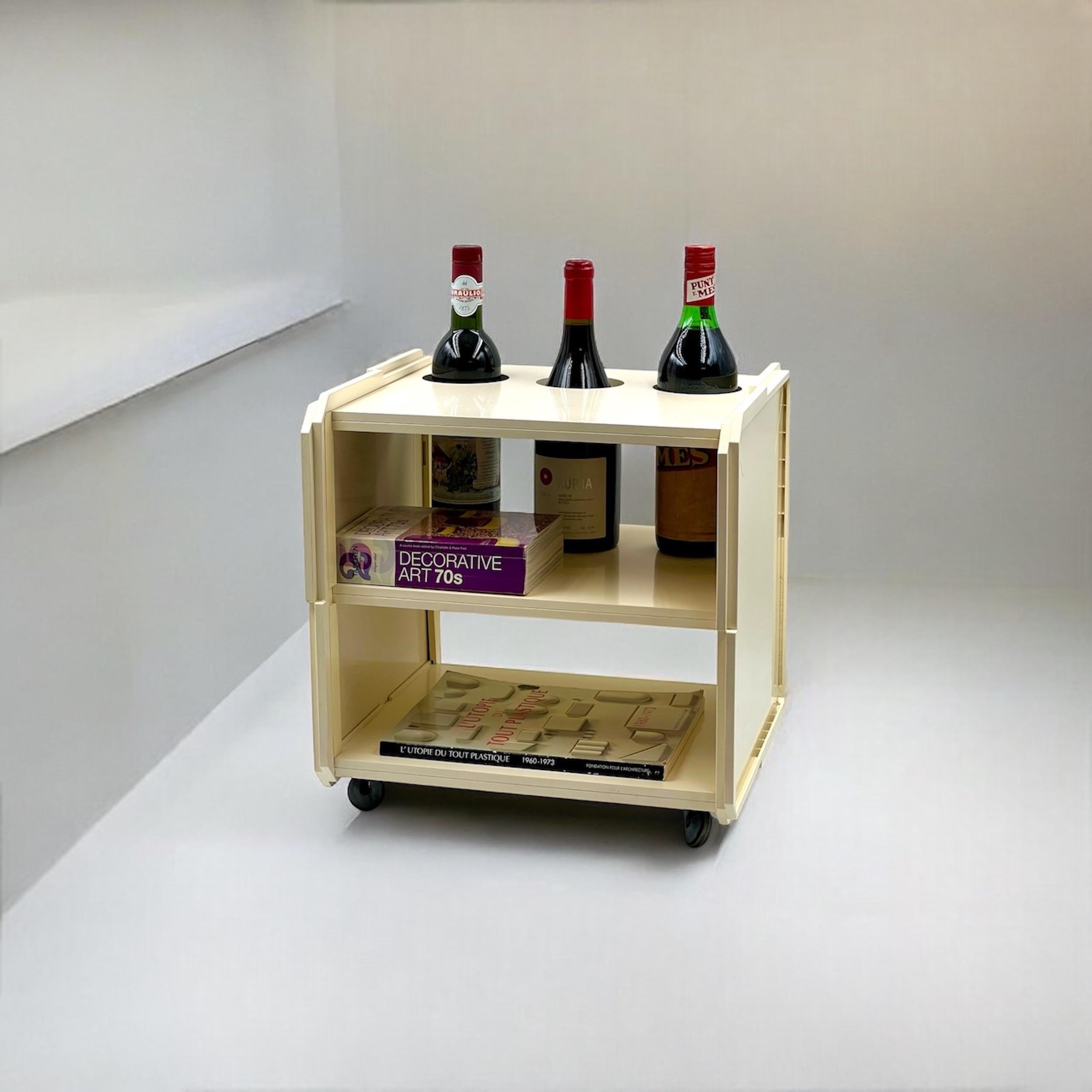 Italian Iconic Mobile Bar Cart by Franco Cattelan for Xilema Italy, Space Age Icon 1960s For Sale
