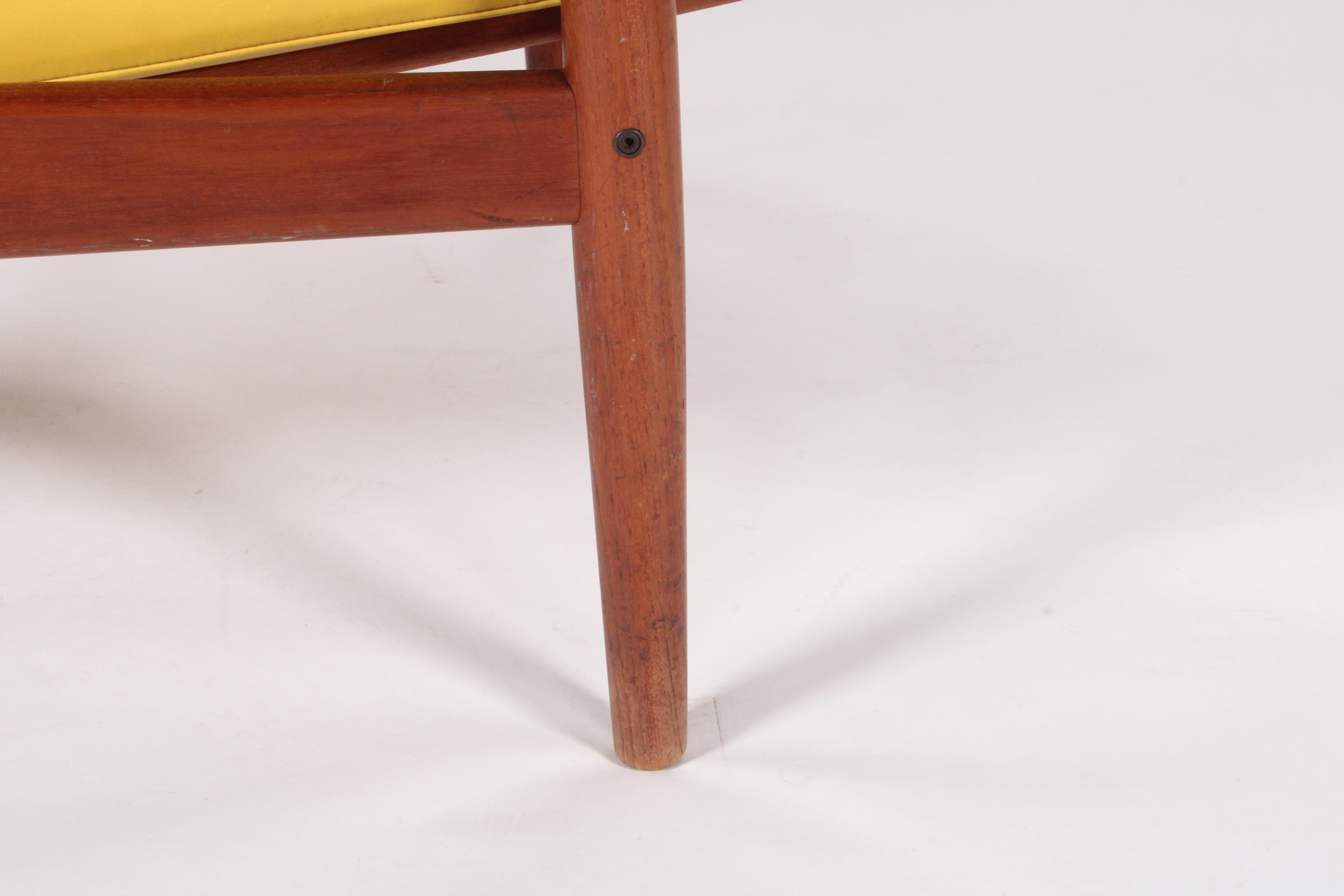 Iconic Model 164 Danish Designed lounge chair By Arne Vodder For France & Son 12