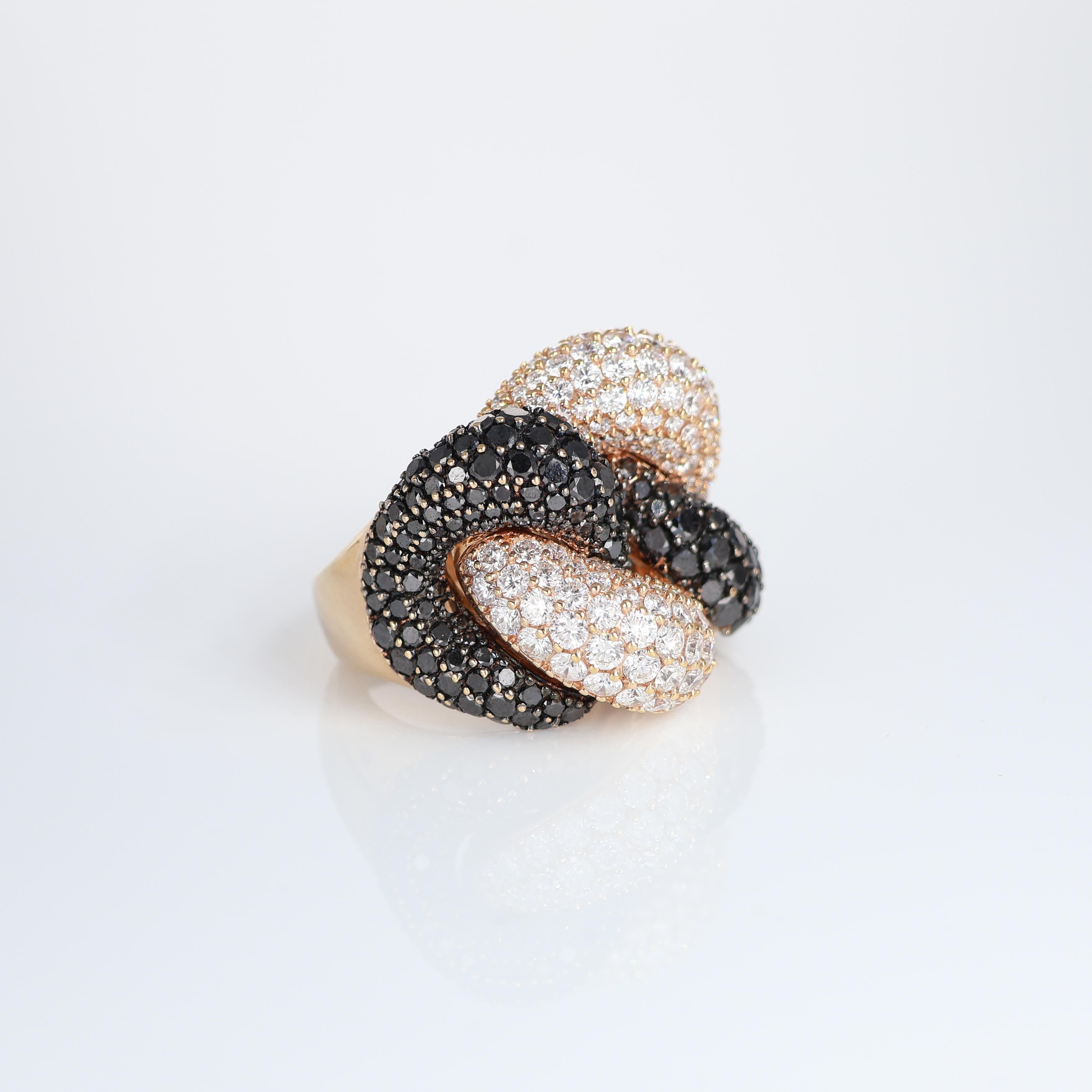 Iconico anello moderno in oro rosa con groumette e diamanti bianchi e neri da 7,87 carati in vendita 8