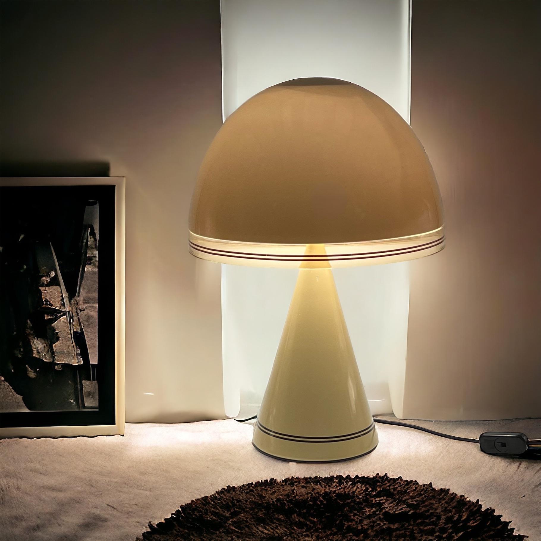 Iconic Mushroom 70s Lamp ‘Baobab’ by iGuzzini - Italian Space Age Iconic Lamp In Good Condition In San Benedetto Del Tronto, IT