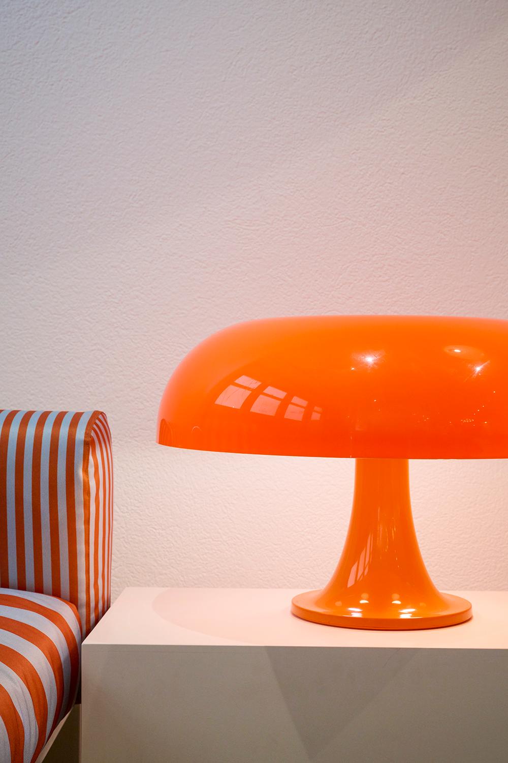 Lampe Nesso iconique de Giancarlo Mattioli Bon état - En vente à Collonge-Bellerive, GE