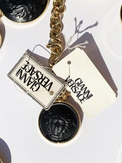 Icónico y Nuevo Gianni Versace 1991 Collar / Cinturón Medusa Link Cuero Negro Oro