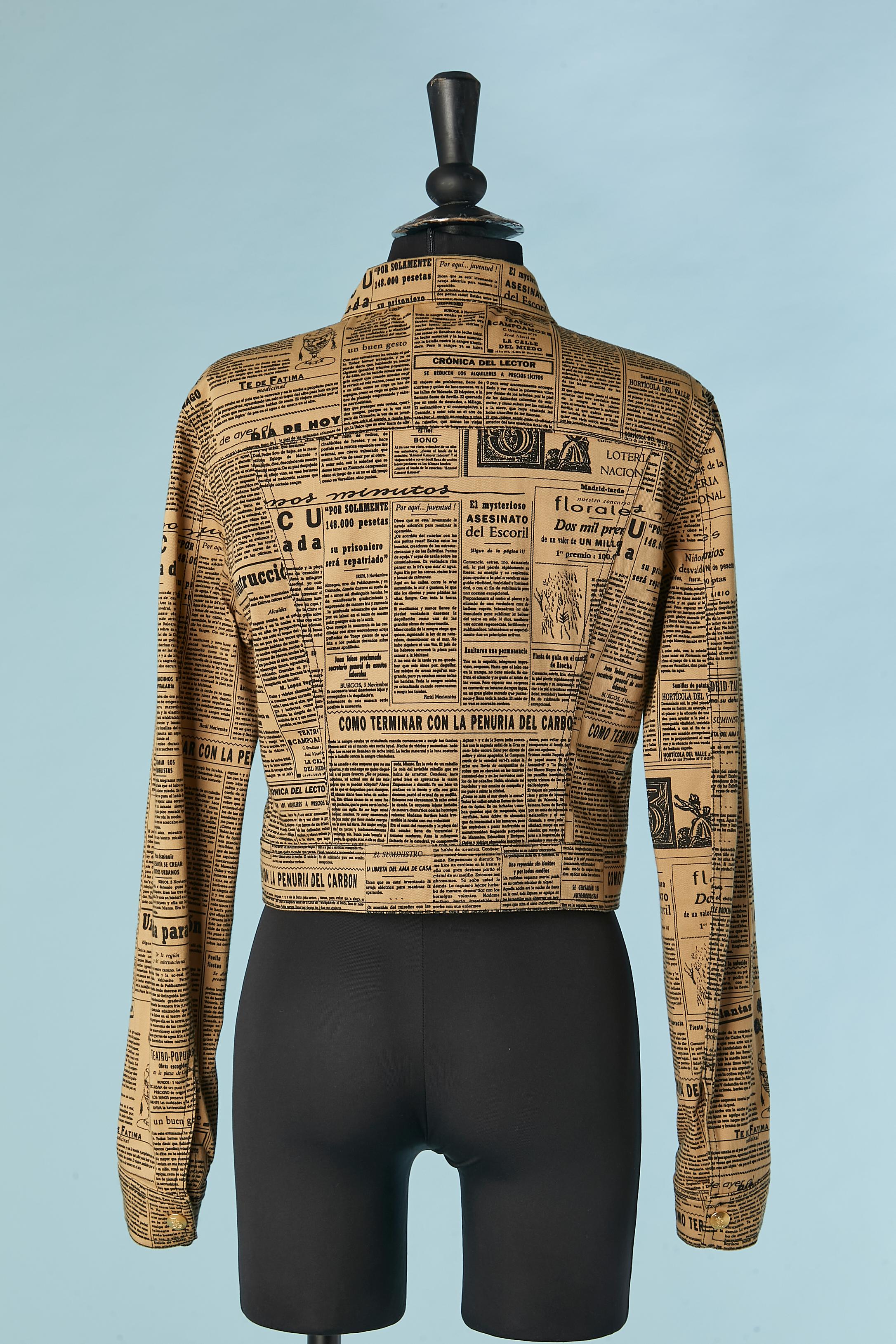 Iconique veste en coton à simple boutonnage imprimée Newspaper John Galliano Circa 2000 en vente 1