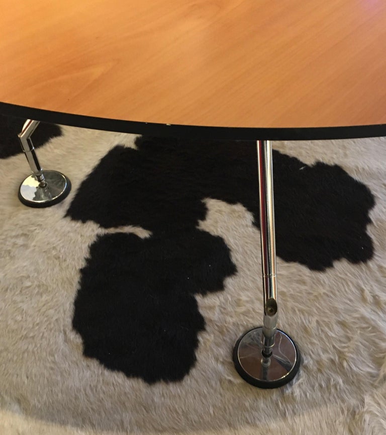 Iconic Nomos Table with a Circular Walnut Top by Norman Foster, Italy 1986 In Good Condition In Brussels, BE