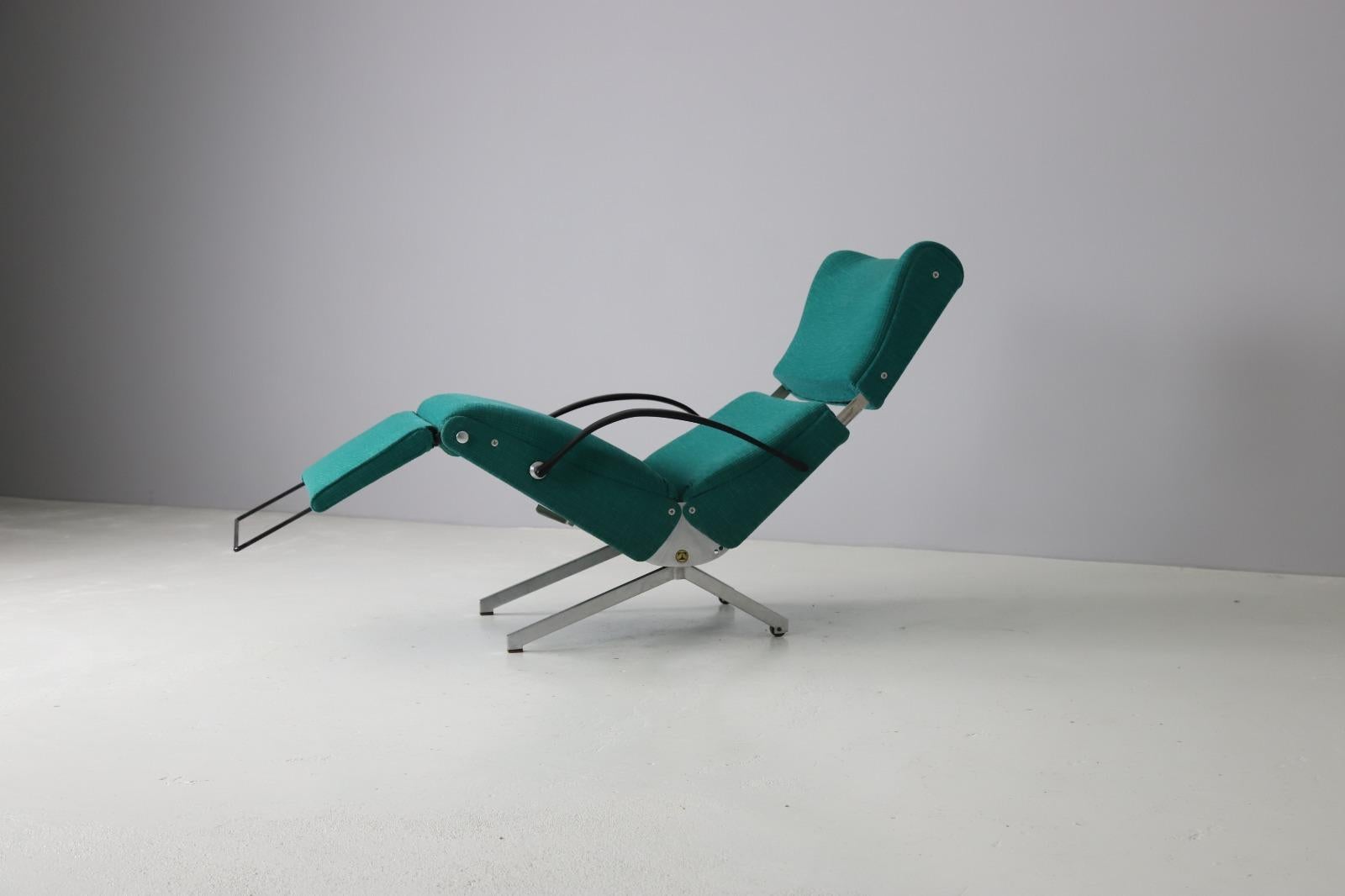 Iconic Osvaldo Borsani ‘P40’ Reclining Lounge Chair by Tecno 1