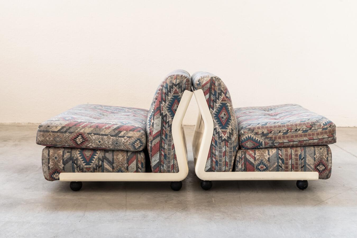 Iconic Pair of Amanta Armchairs by Mario Bellini - 1970s Italian Design Excellen For Sale 2