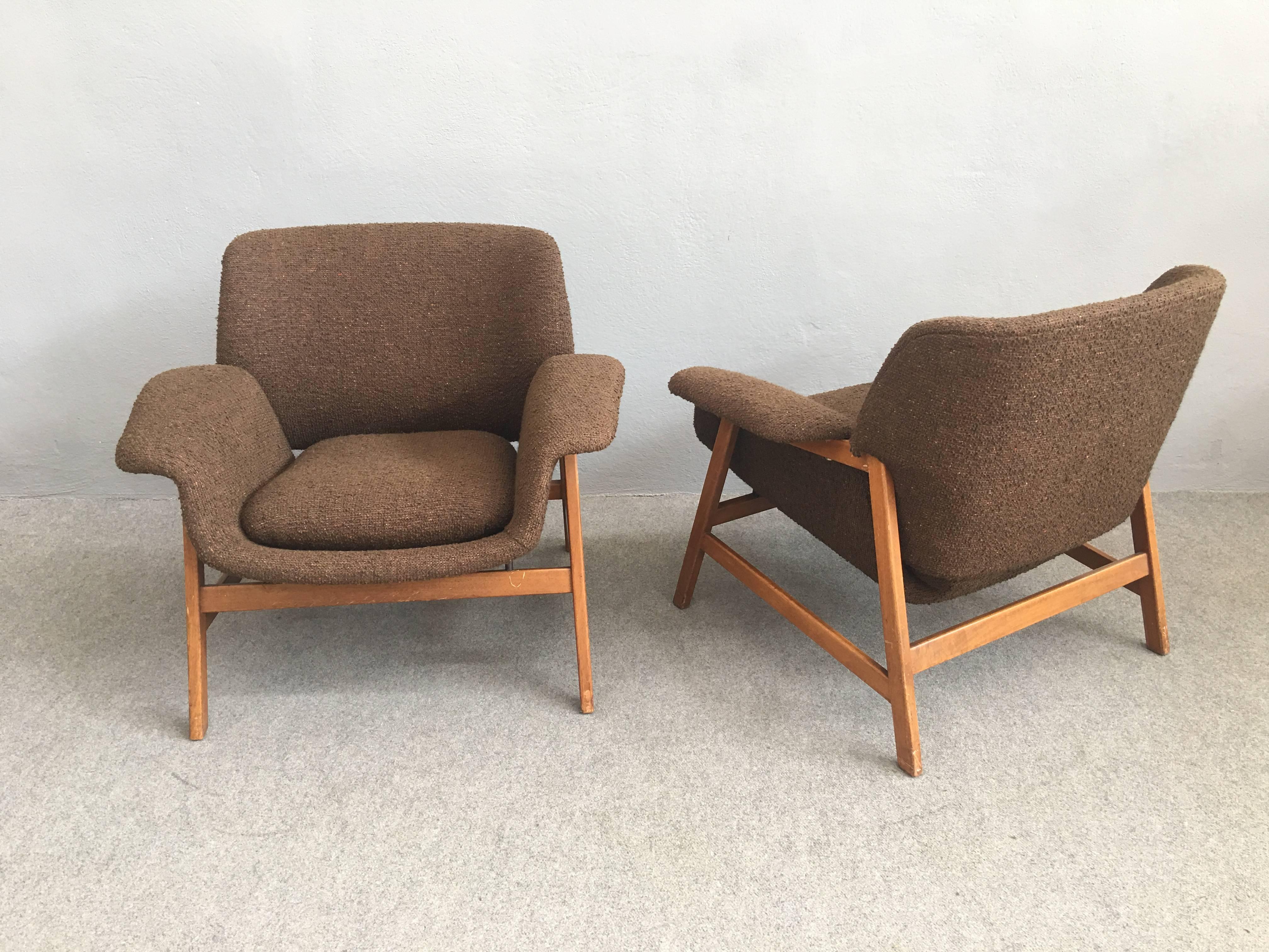 Iconic Pair of Armchairs 849 by Gianfranco Frattini for Cassina In Excellent Condition In Piacenza, Italy