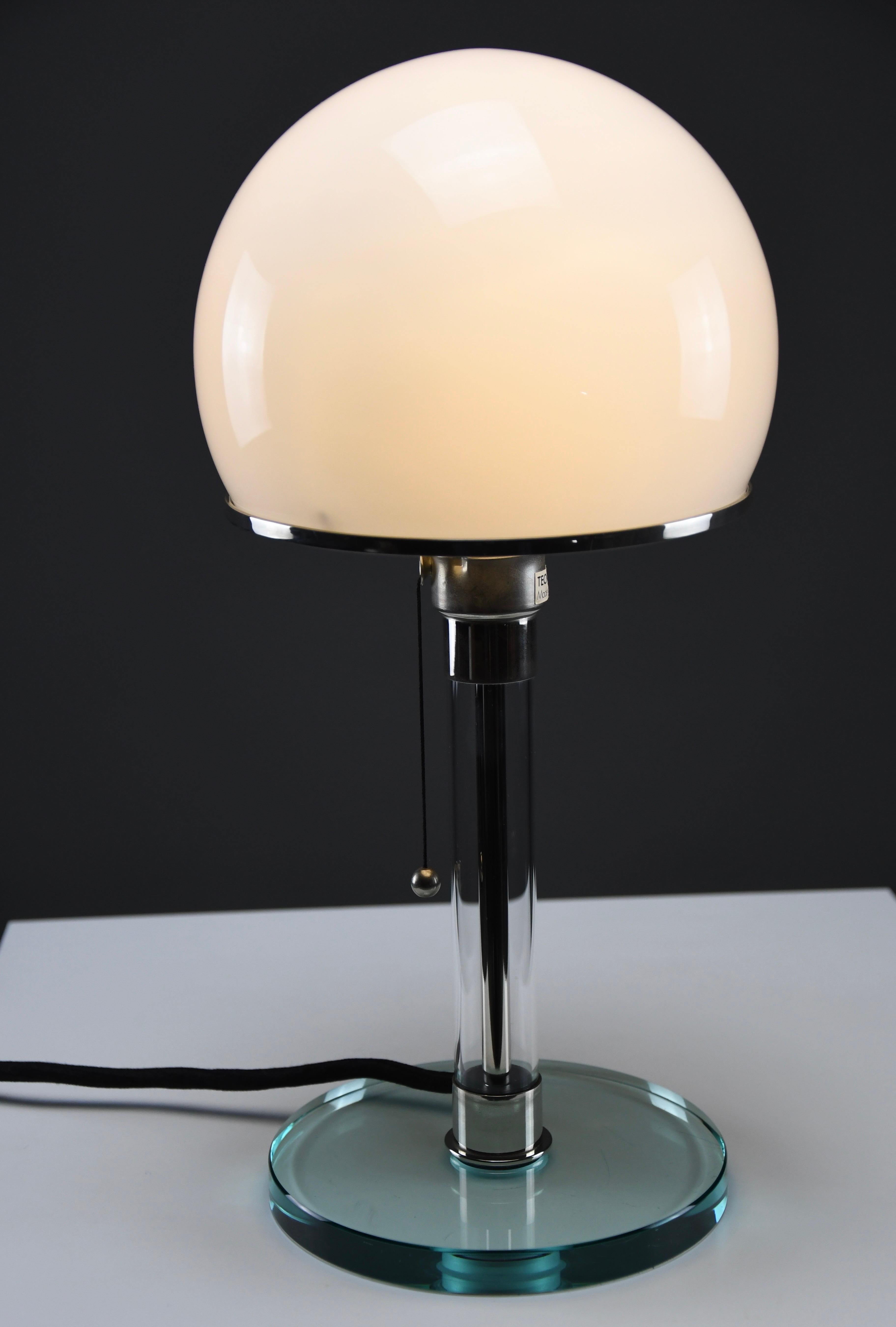 Iconic Pair of Bauhaus WG24 Table Lamps by Prof. Wilhelm Wagenfeld For Sale 3