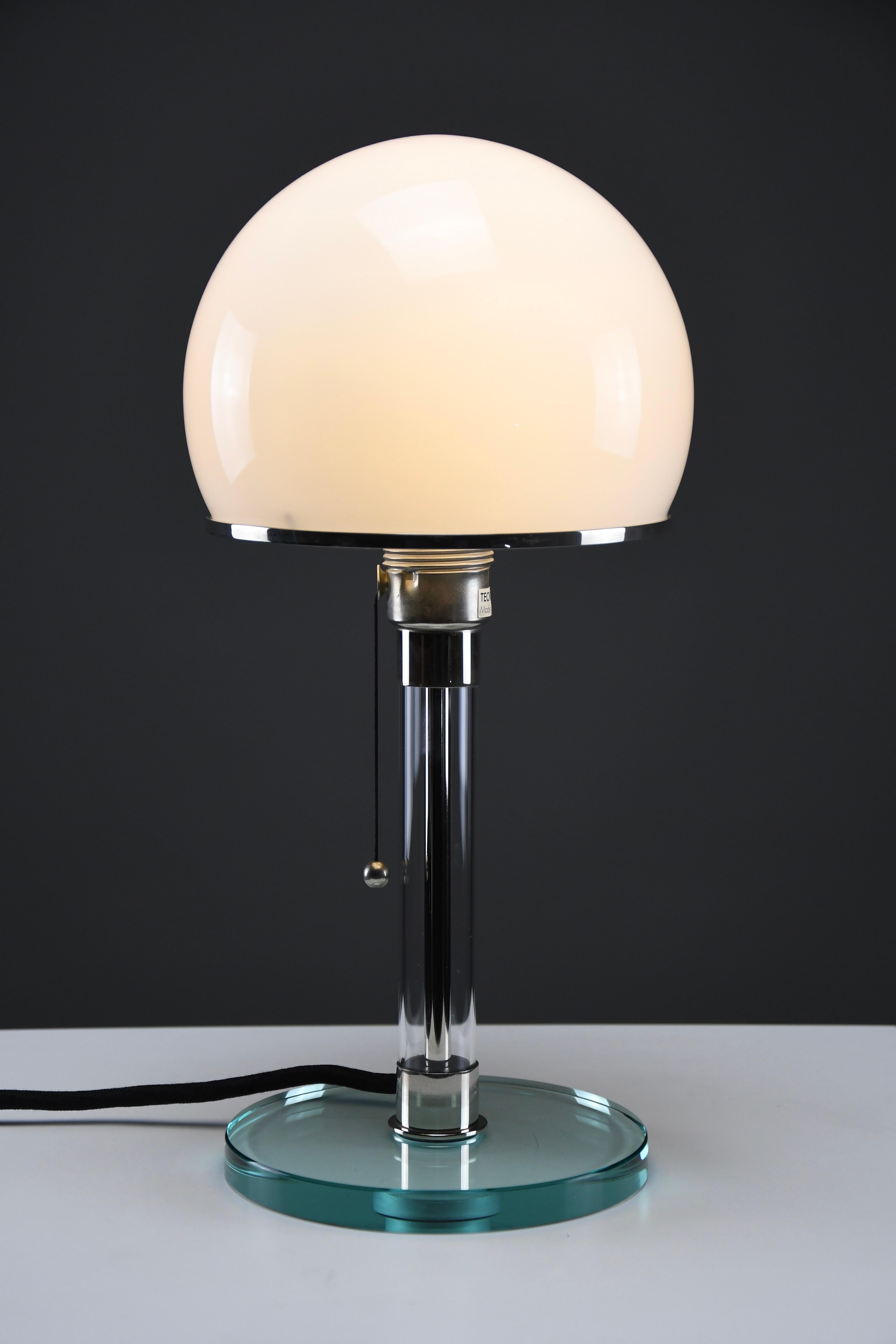 Iconic Pair of Bauhaus WG24 Table Lamps by Prof. Wilhelm Wagenfeld For Sale 8