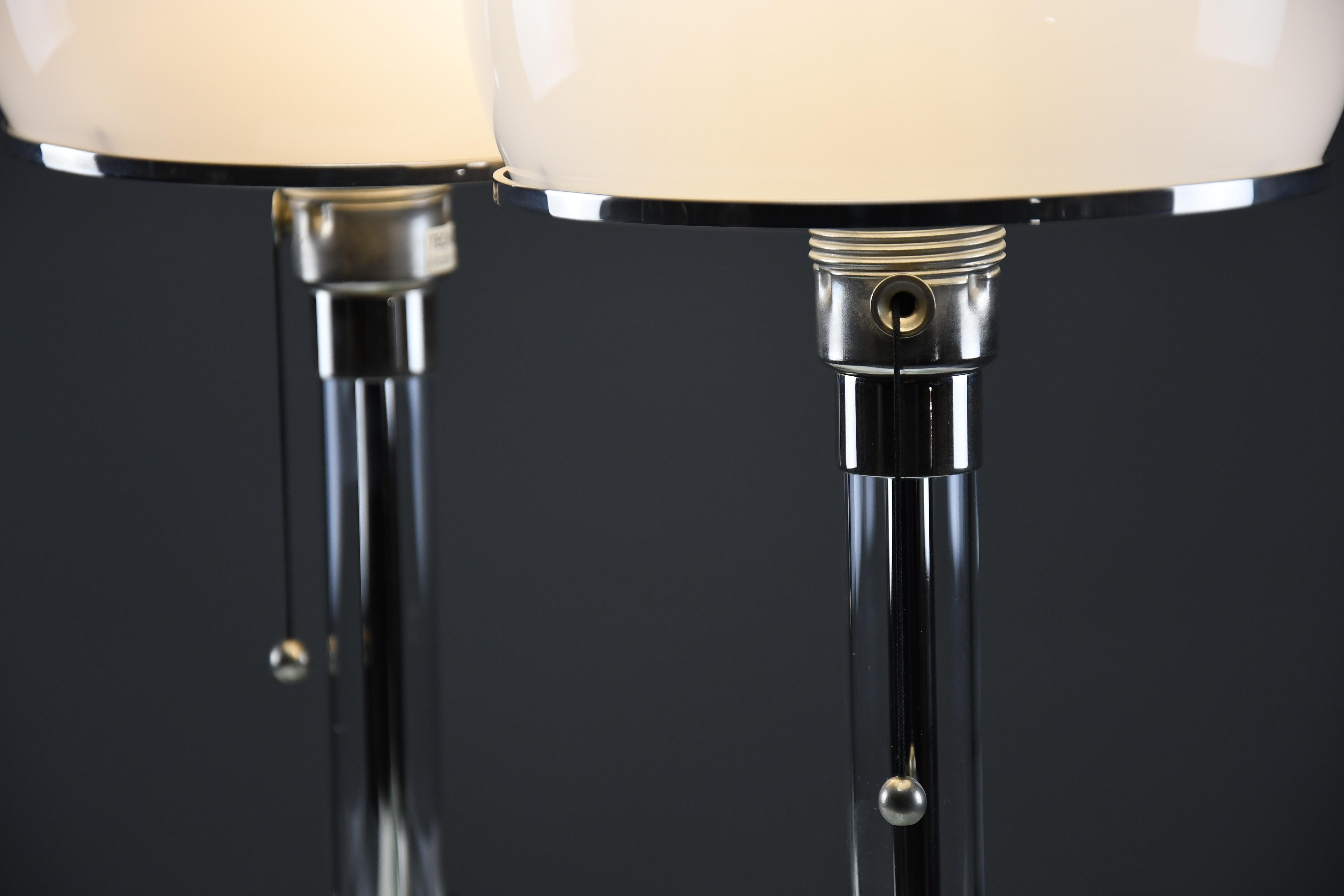 Iconic Pair of Bauhaus WG24 Table Lamps by Prof. Wilhelm Wagenfeld For Sale 2