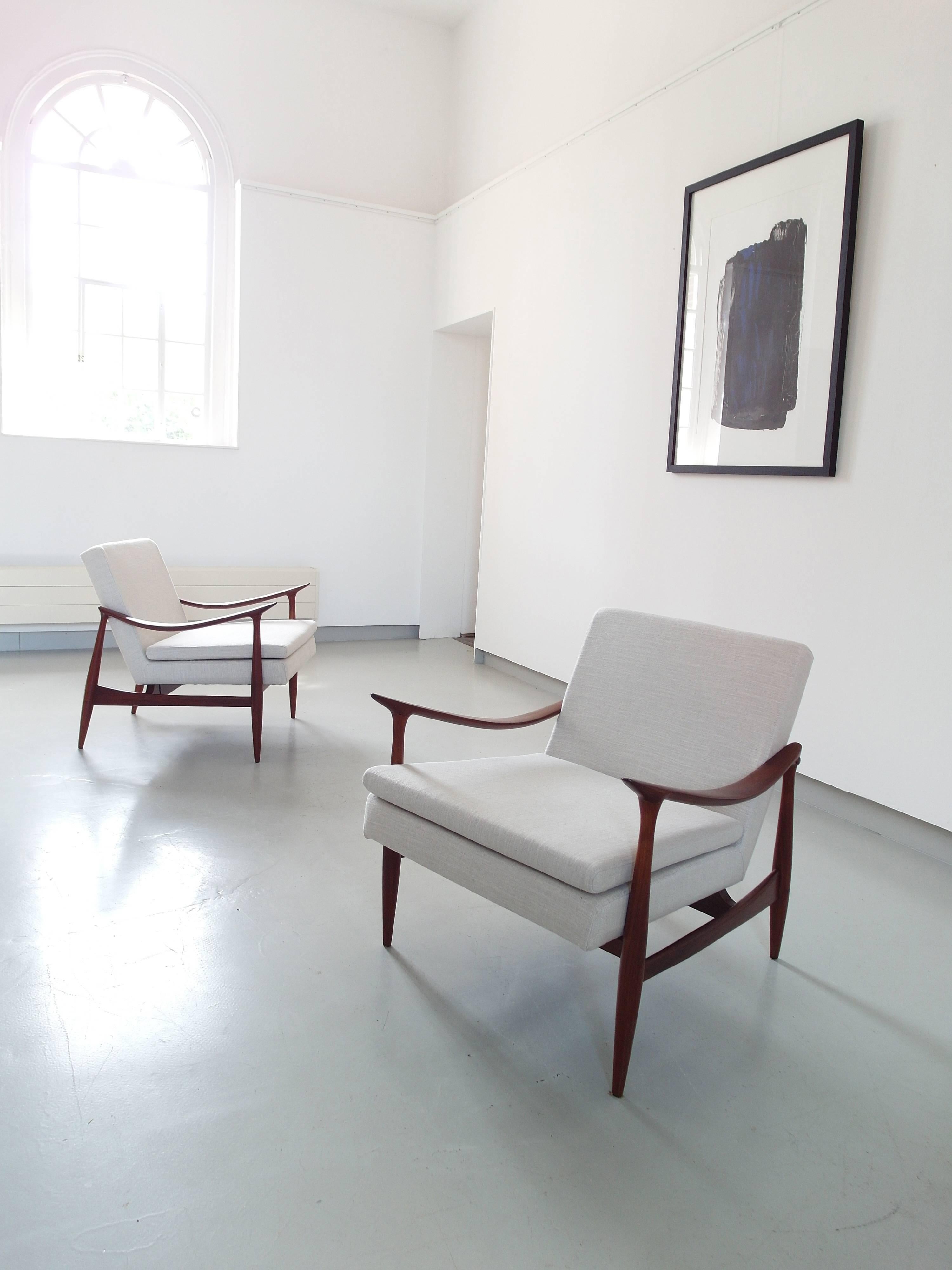 Iconic Pair of Dinamarquesa Armchairs by Jorge Zalszupin, Brazil, 1959 6