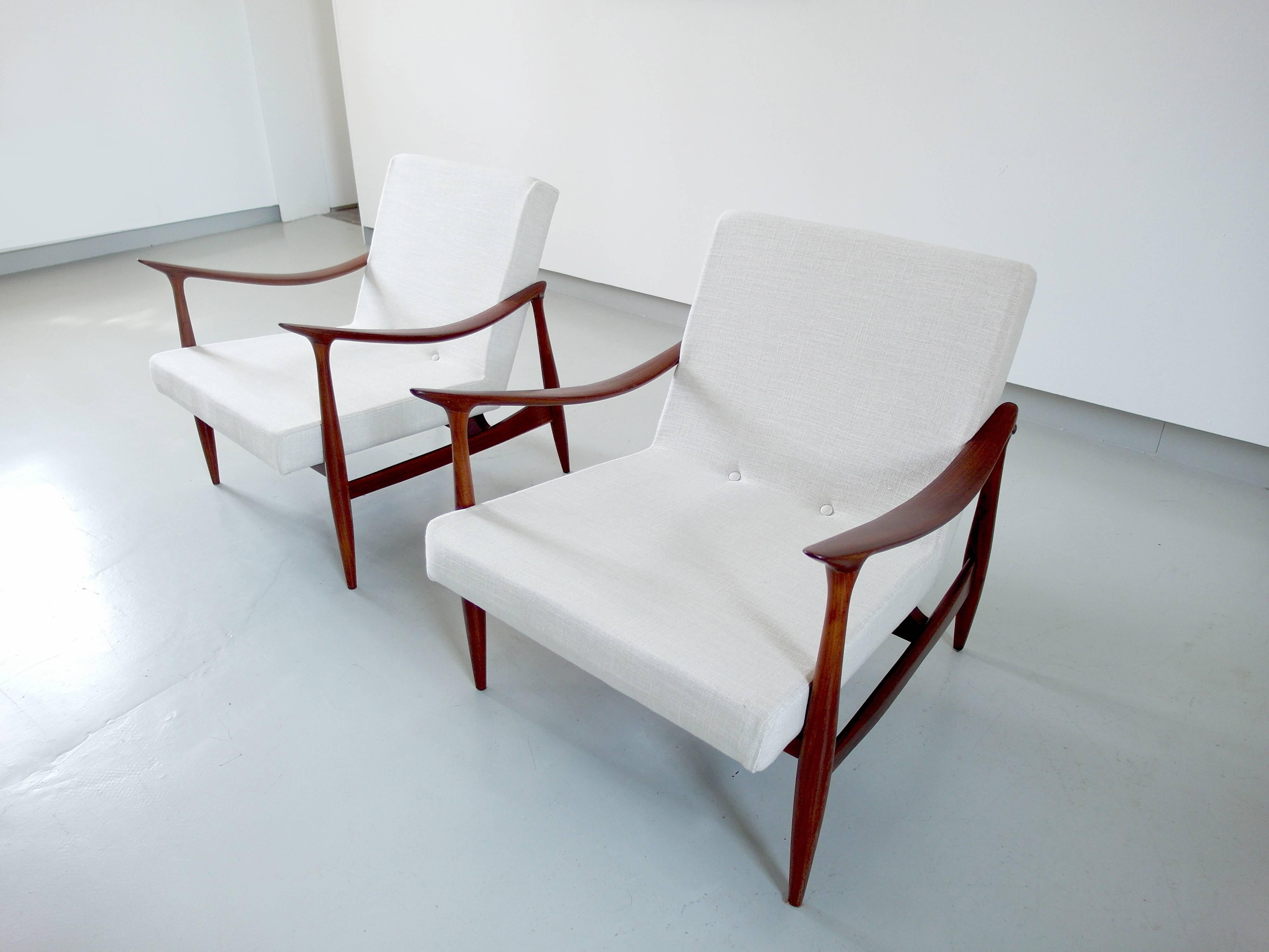 Brazilian Iconic Pair of Dinamarquesa Armchairs by Jorge Zalszupin, Brazil, 1959
