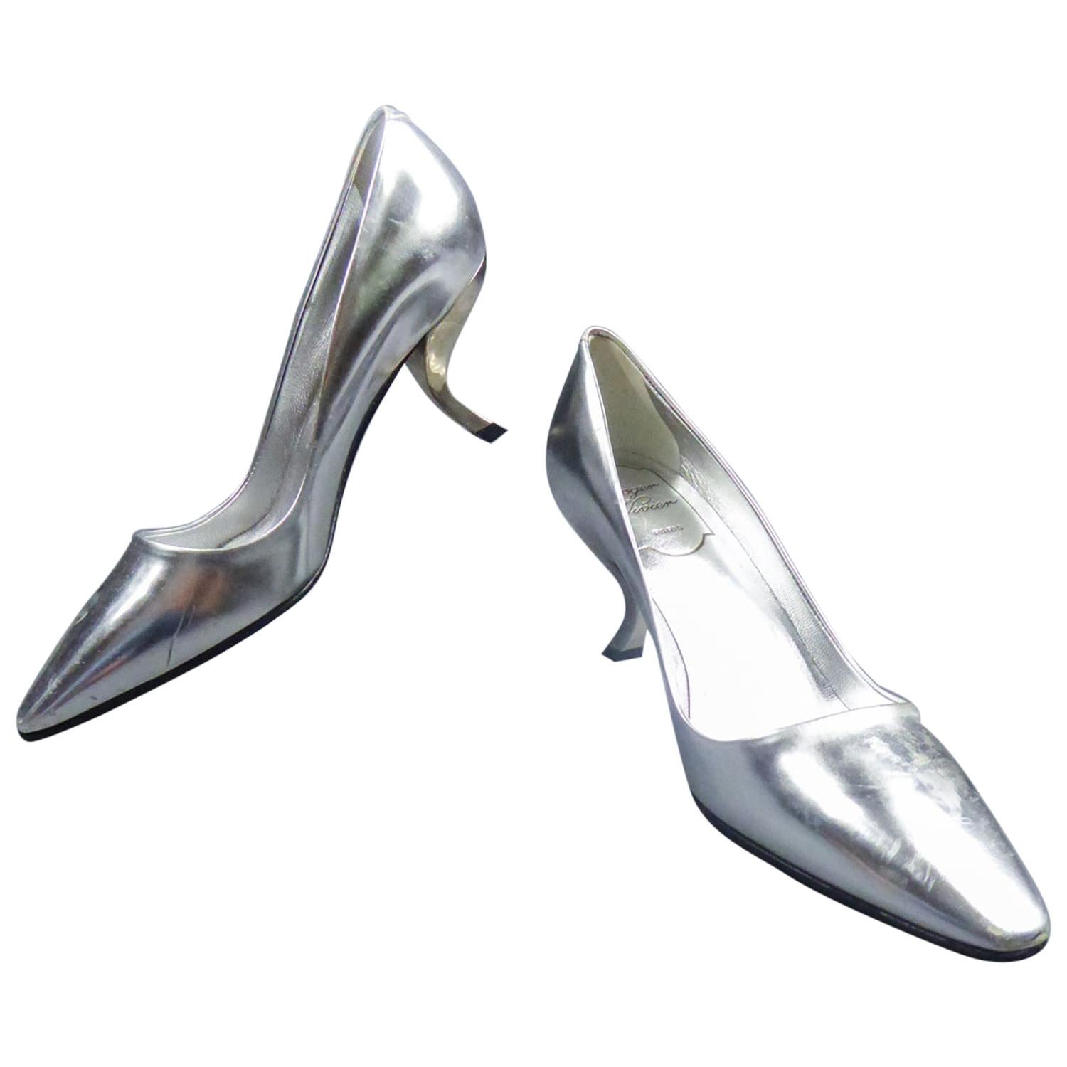roger vivier blue pumps