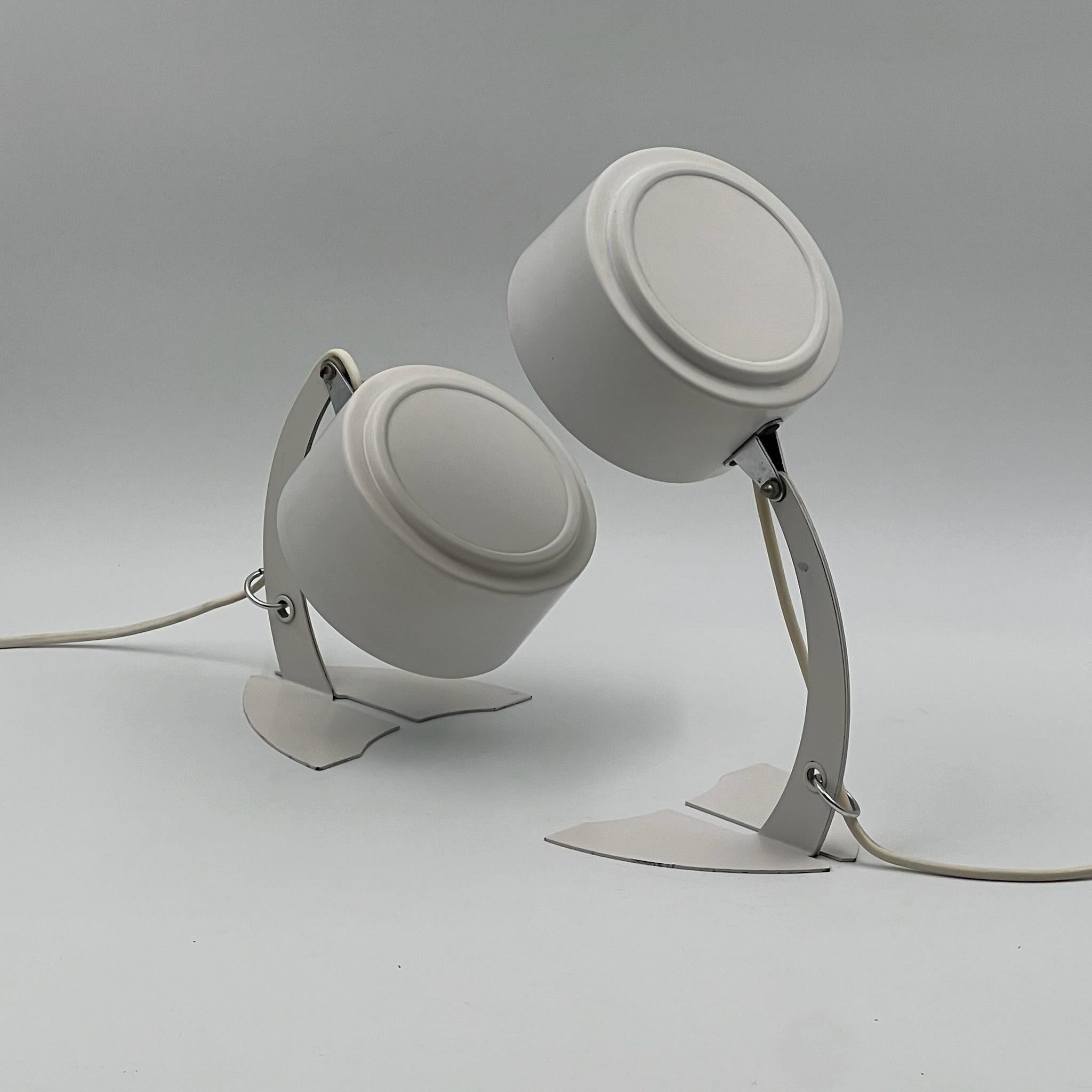 Ikonisches Paar Targetti Sankey-Tischlampen, Avantgarde- italienische Beleuchtung, 70er Jahre (Moderne der Mitte des Jahrhunderts) im Angebot