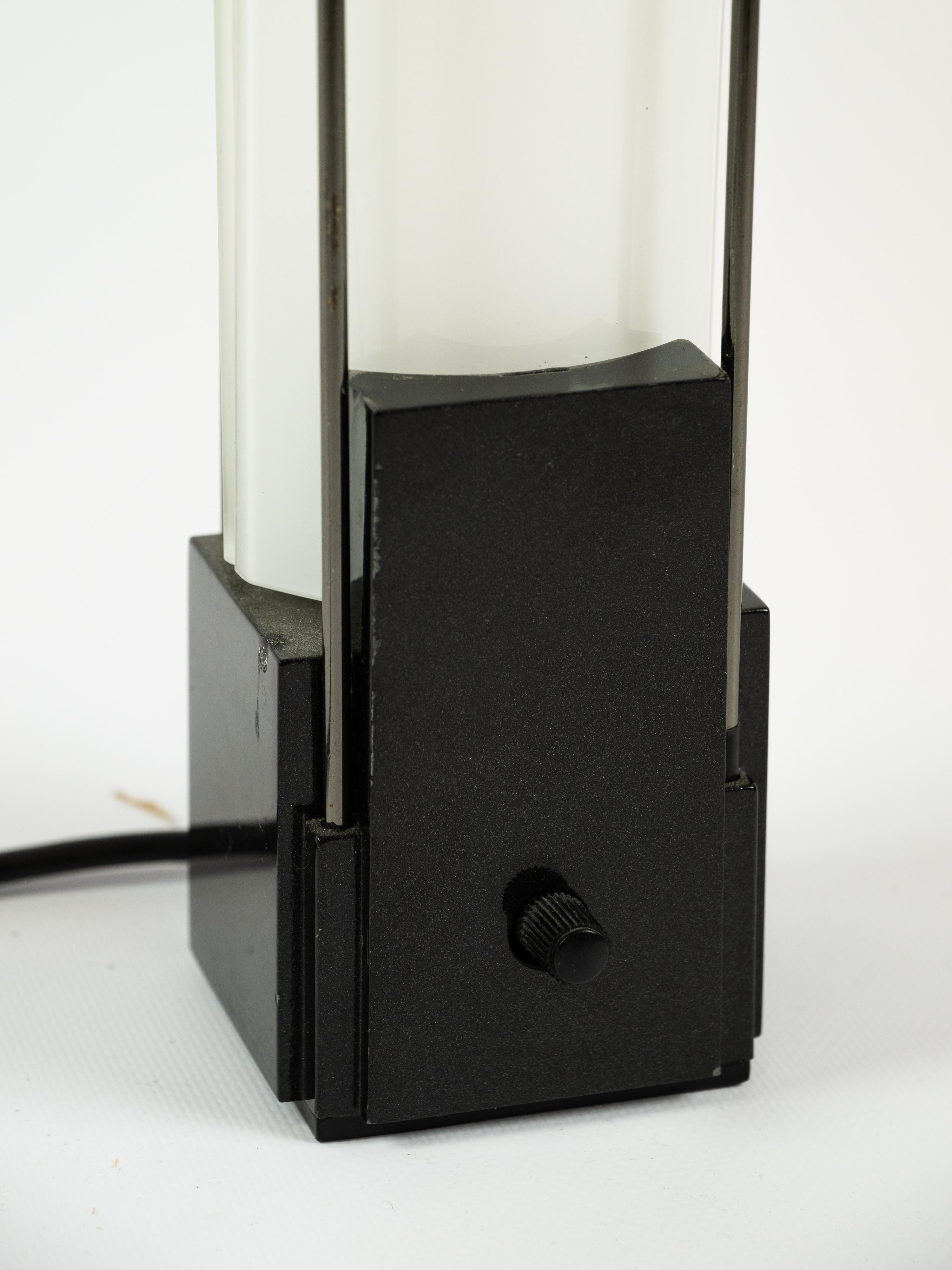 Iconic Palio table Lamp design by Perry A. King & Santiago Miranda for Arteluce For Sale 5