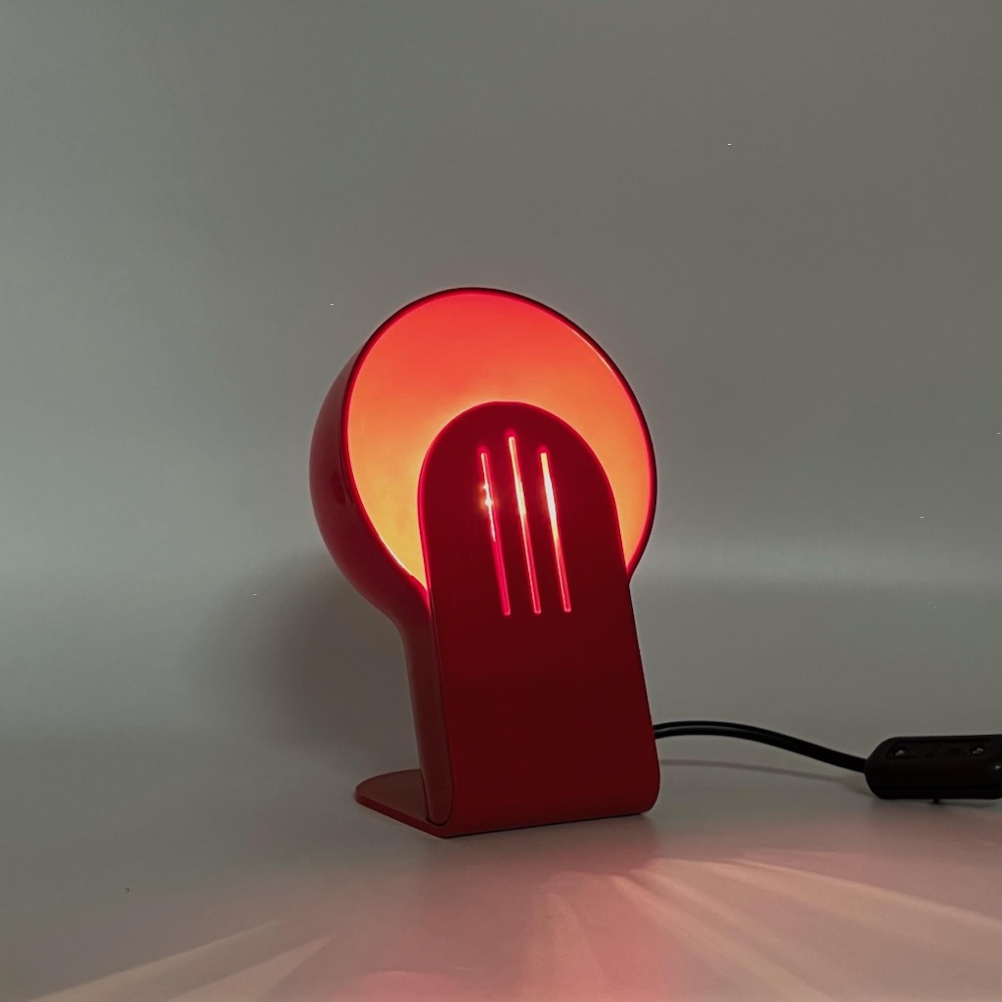 Iconic 'Panda' Lamp in Red Designed by Ambrogio Pozzi for Harveiluce, 1970s For Sale 4
