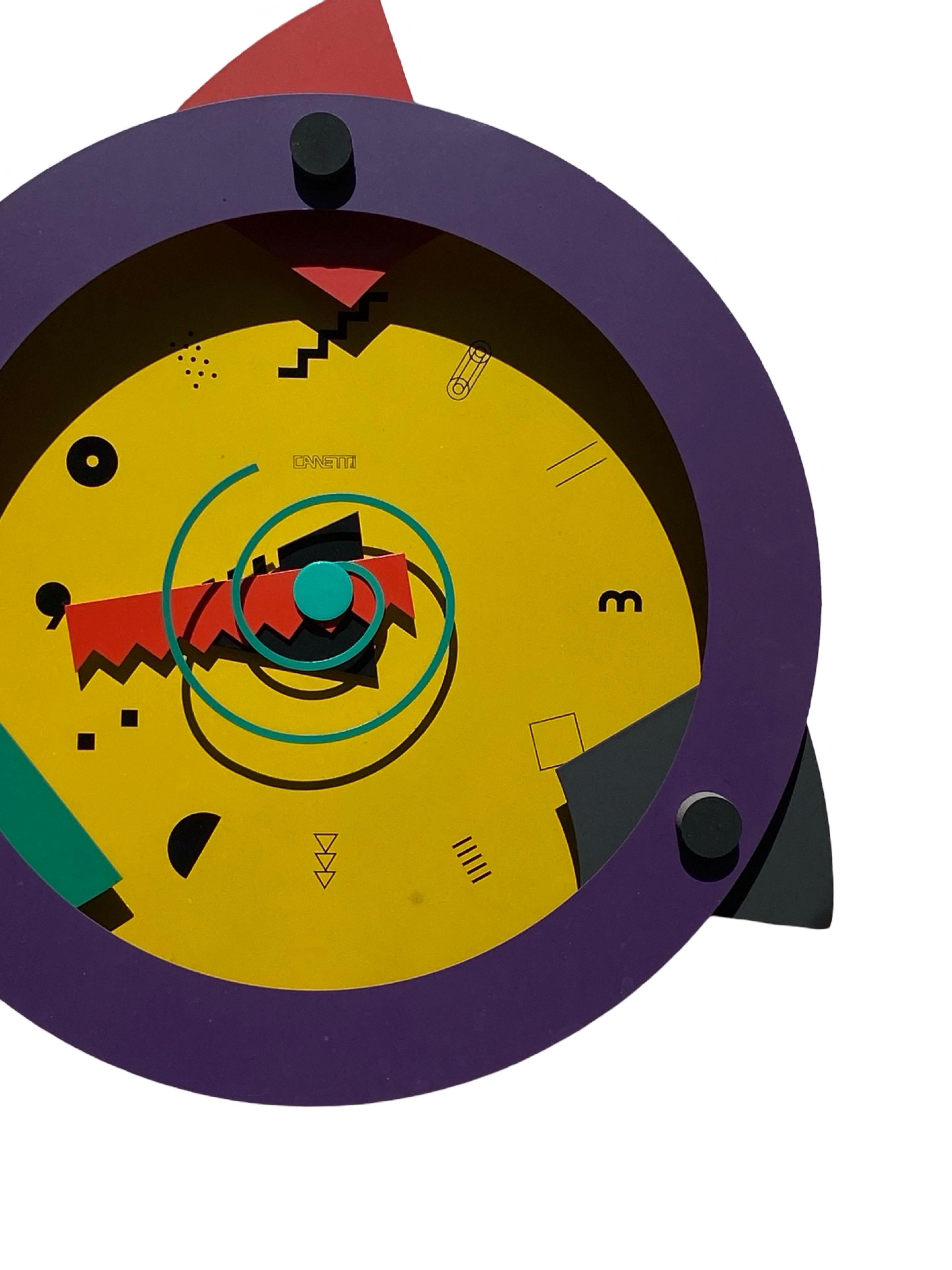 Icónico Reloj de Pared Postmoderno de los 80 