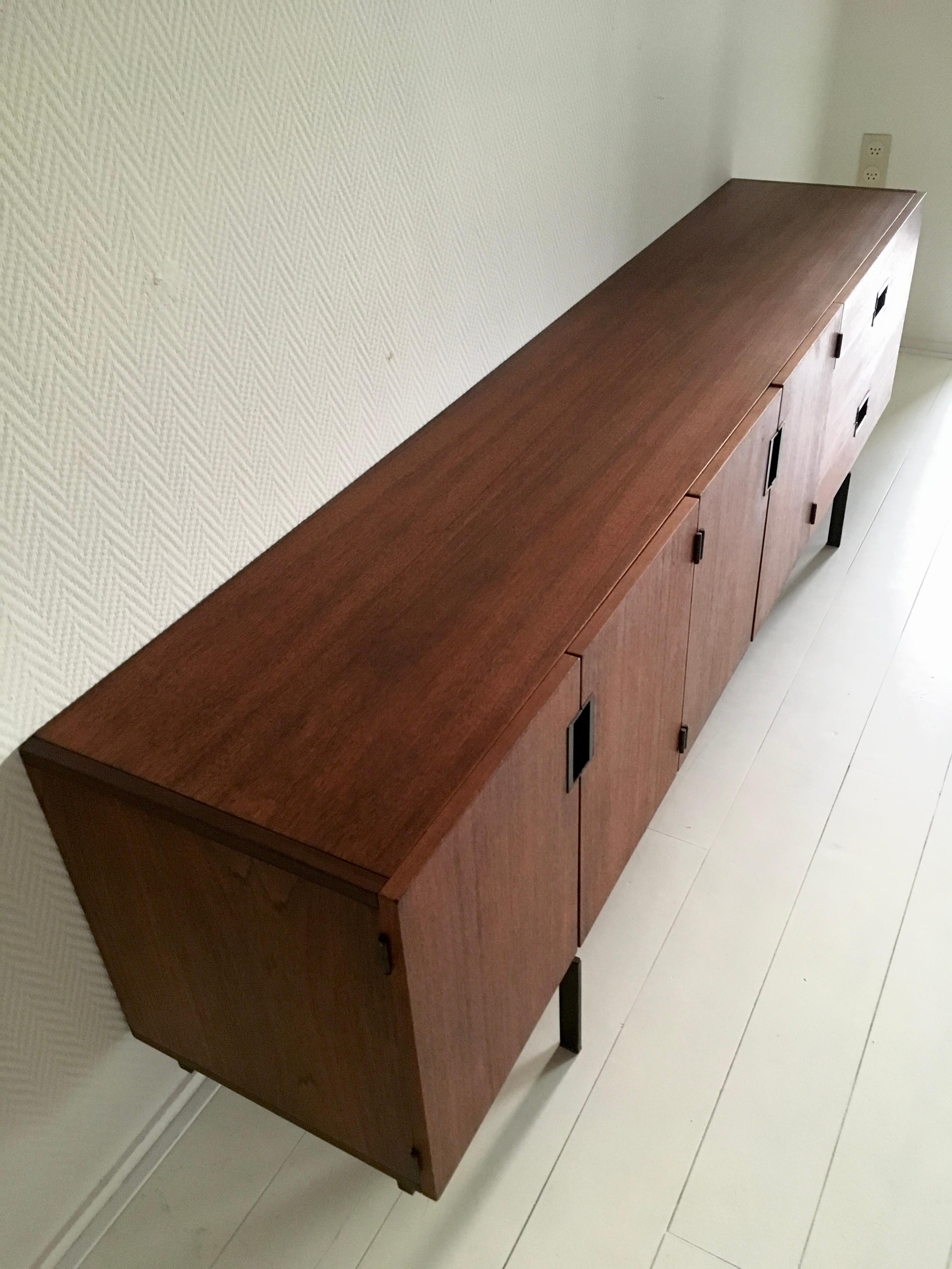 Iconic Pastoe Credenza, Sideboard, Japanese Series, Model DU03 by Cees Braakman In Good Condition For Sale In Schagen, NL