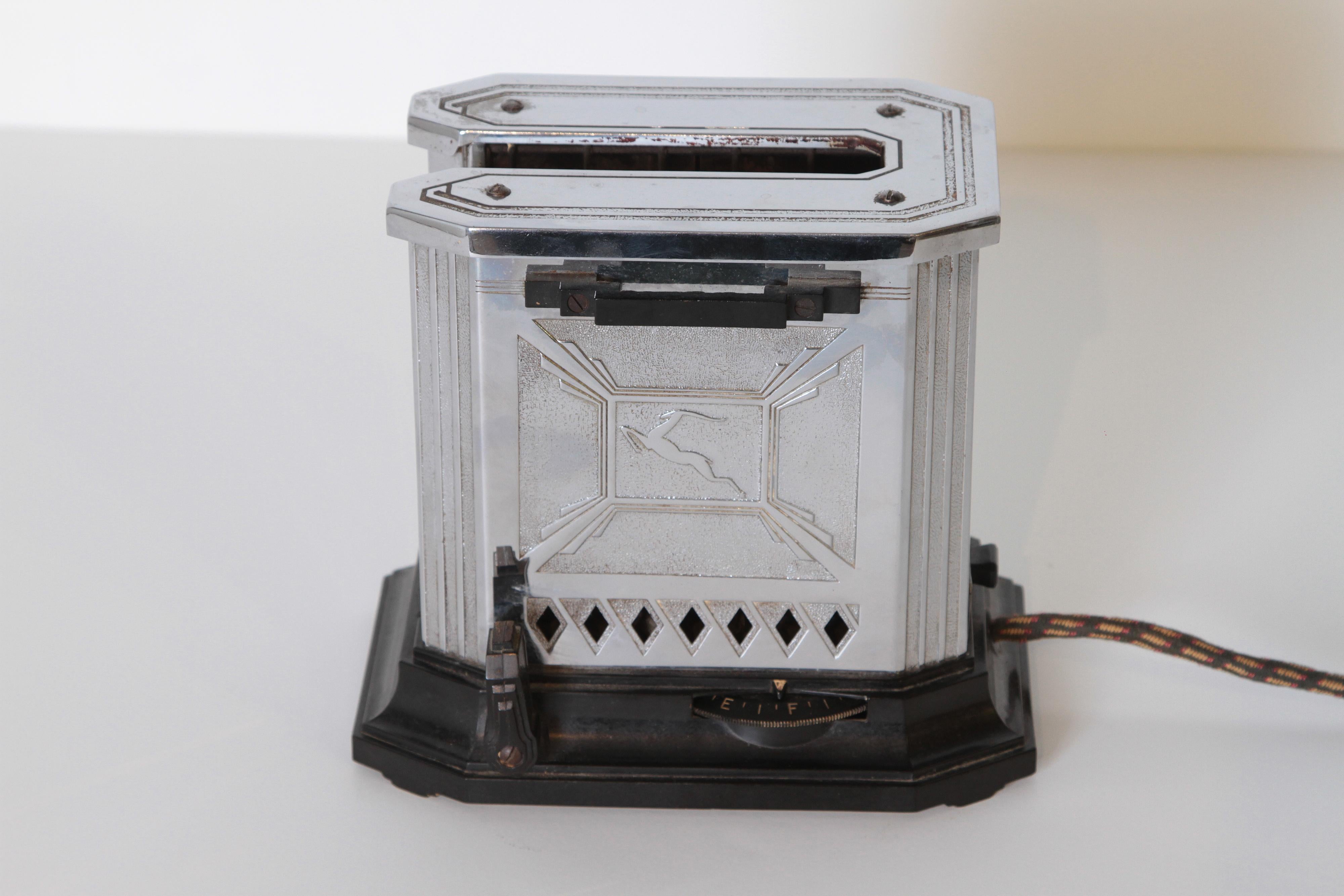 American Iconic Patented Raymond Patten Hotpoint Art Deco Machine Age Toaster