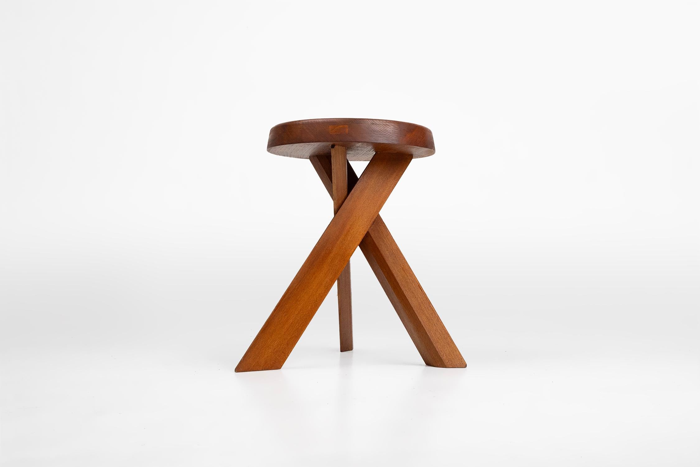 Ikonischer Pierre Chapo Modell S31 Hocker aus Ulmenholz, Frankreich 1974 im Angebot 3