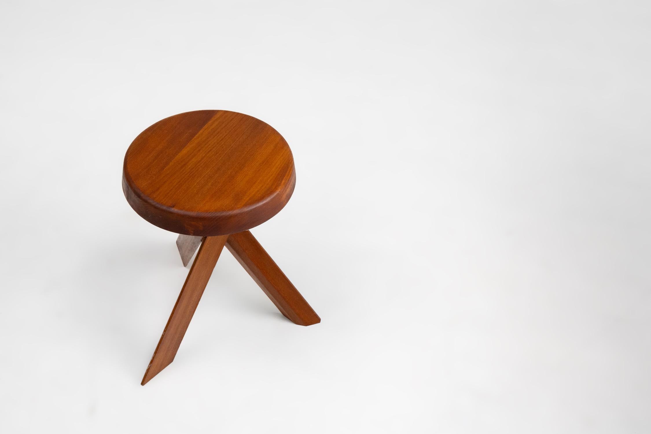 Ikonischer Pierre Chapo Modell S31 Hocker aus Ulmenholz, Frankreich 1974 (Moderne der Mitte des Jahrhunderts) im Angebot