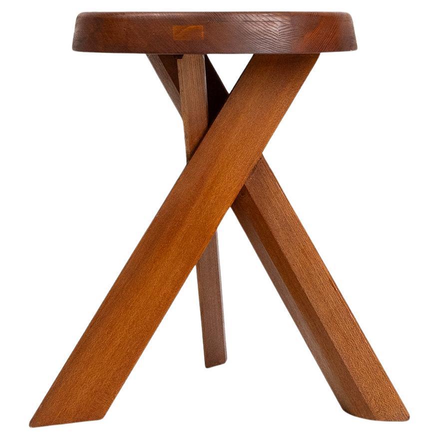 Tabouret emblématique Pierre Chapo modèle S31 en bois d'orme, France 1974