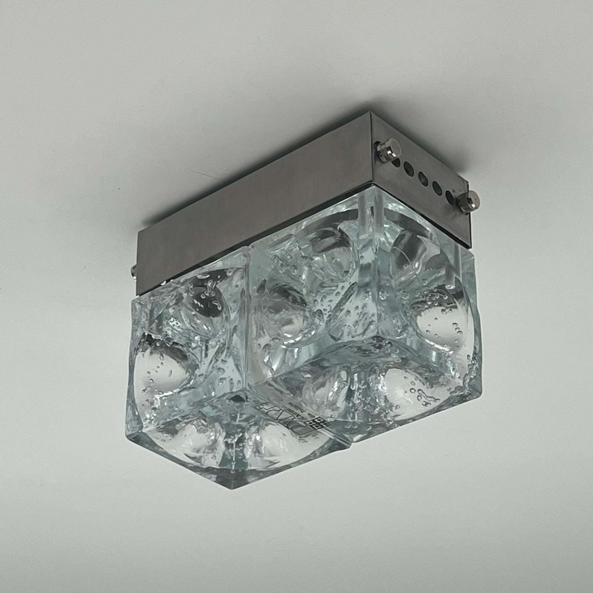 Ikonische Poliarte-Lampe „Denebe“ – handgefertigte Glaswürfel, hergestellt in Italien (Space Age) im Angebot