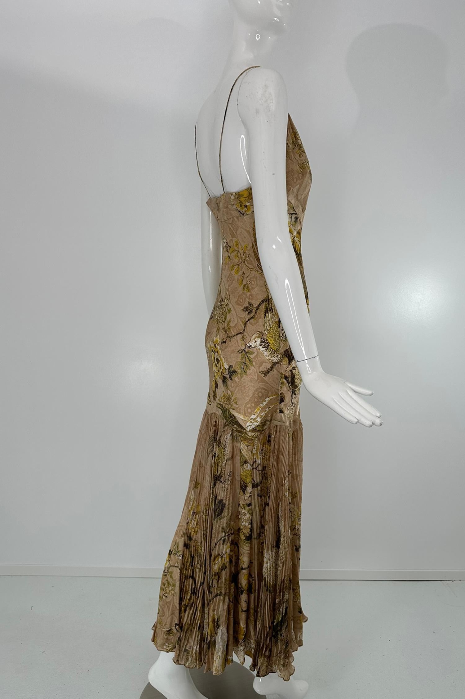 Iconico abito Roberto Cavalli A/I 2006 in seta dorata con scollo a V e orlo plissettato in vendita 2