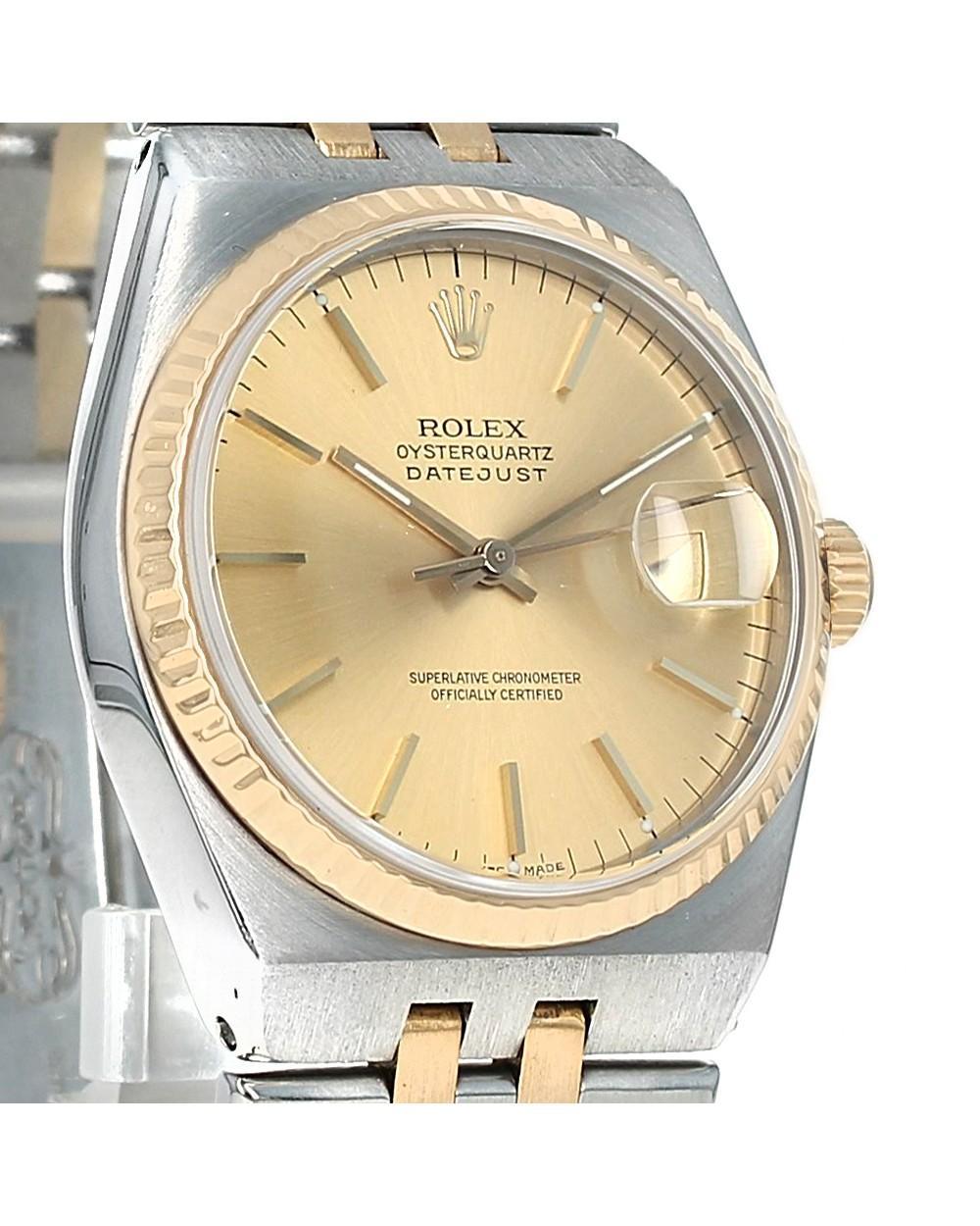 Brand: Rolex (17003)
Department: Unisex
Type: STAINLESS STEEL
Dial Color: Gold
Indices:12-Hour Dial
Style: Dress/Formal
Case Size: 36mm
Features: 12-Hour Dial
This iconic Rolex Oysterquartz Datejust Wrist Watch is a timepiece renowned for its
