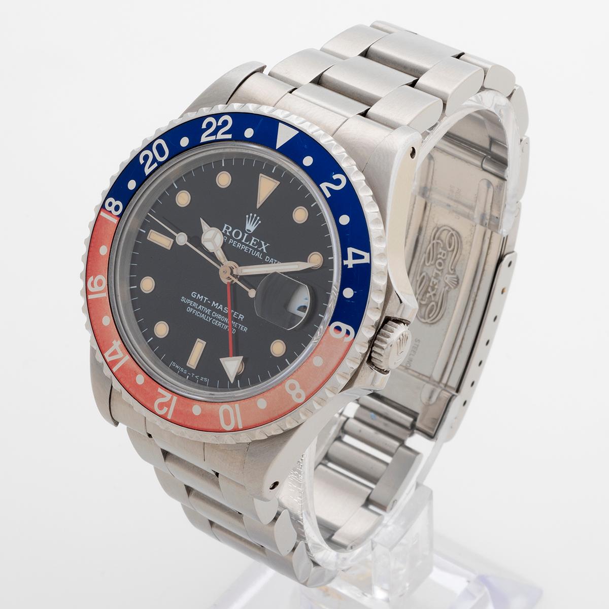 Iconic Rolex GMT Master 16700, Complete Set, Outstanding Original Condition In Excellent Condition In Canterbury, GB