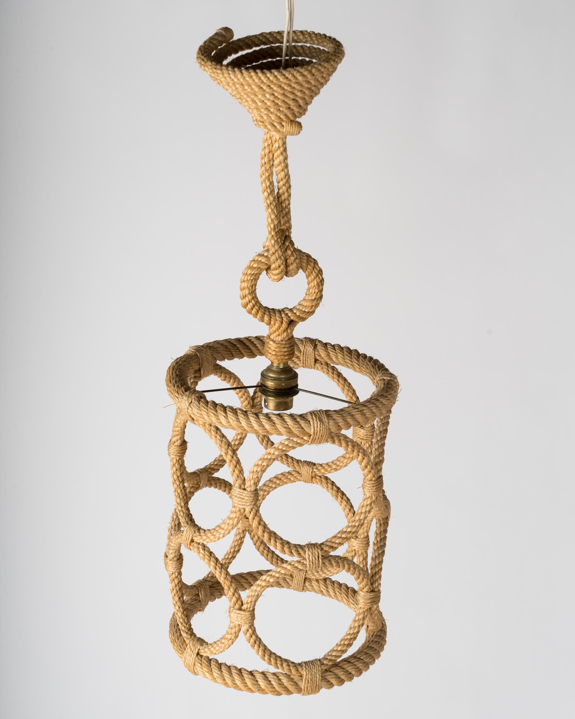 French Iconic Rope Chandelier by Adrien Audoux & Frida Minnet, France 1960s For Sale