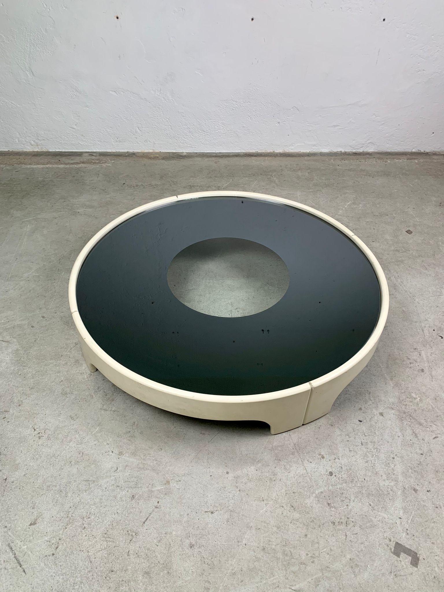 Italian Iconic round coffee table by Tito Agnoli for Sormani, Italy, 1960s
