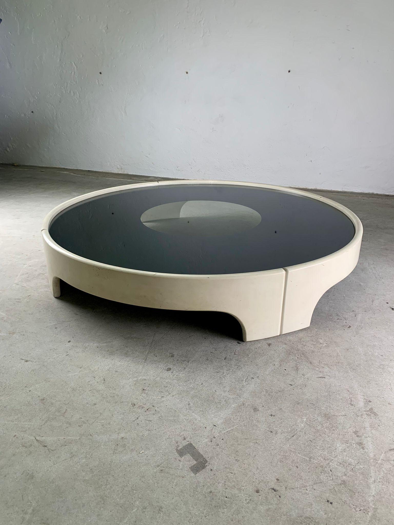 Iconic round coffee table by Tito Agnoli for Sormani, Italy, 1960s 2