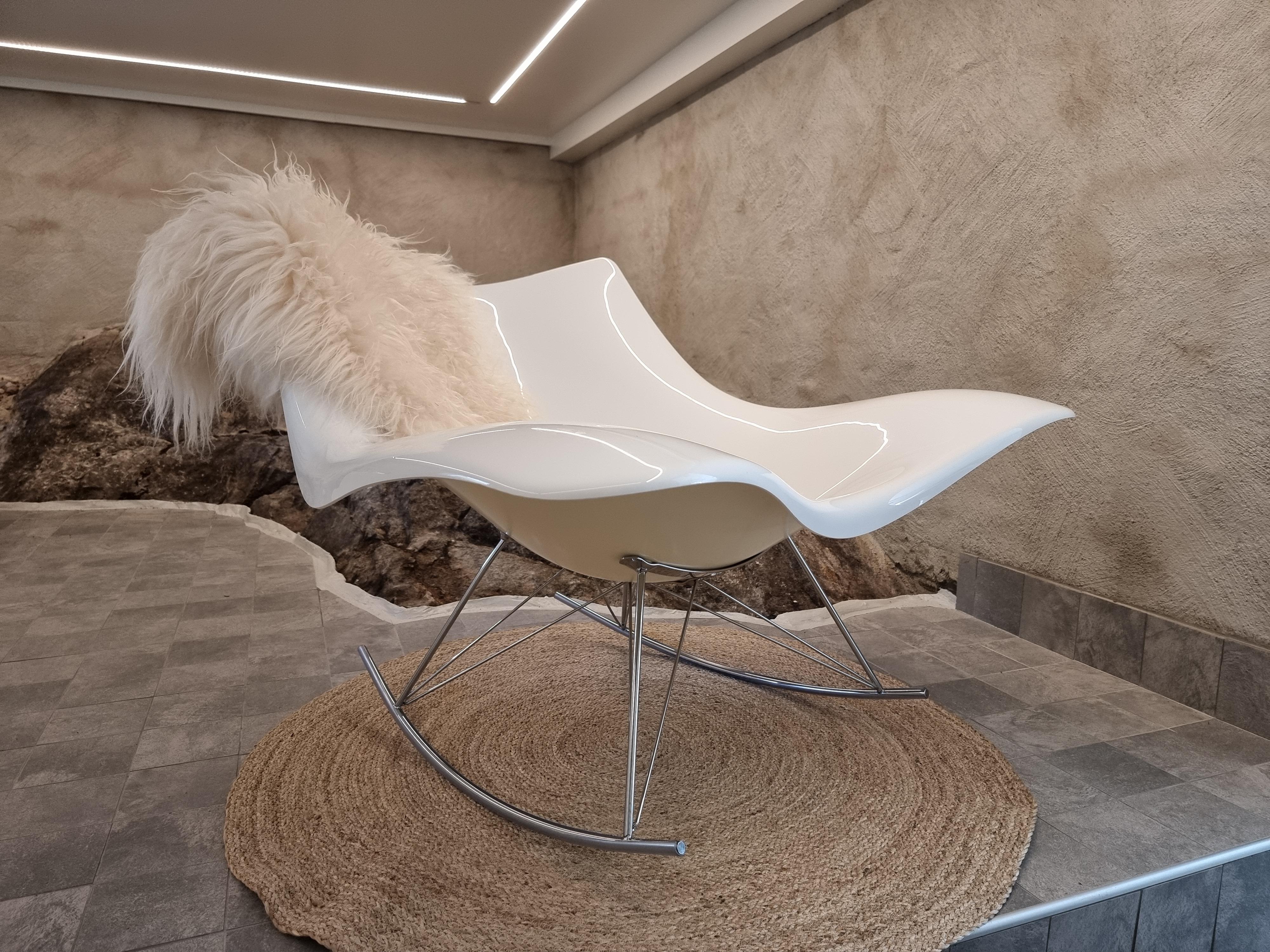 Iconic Scandinavian rocking chair model Stingray, modern classic 2