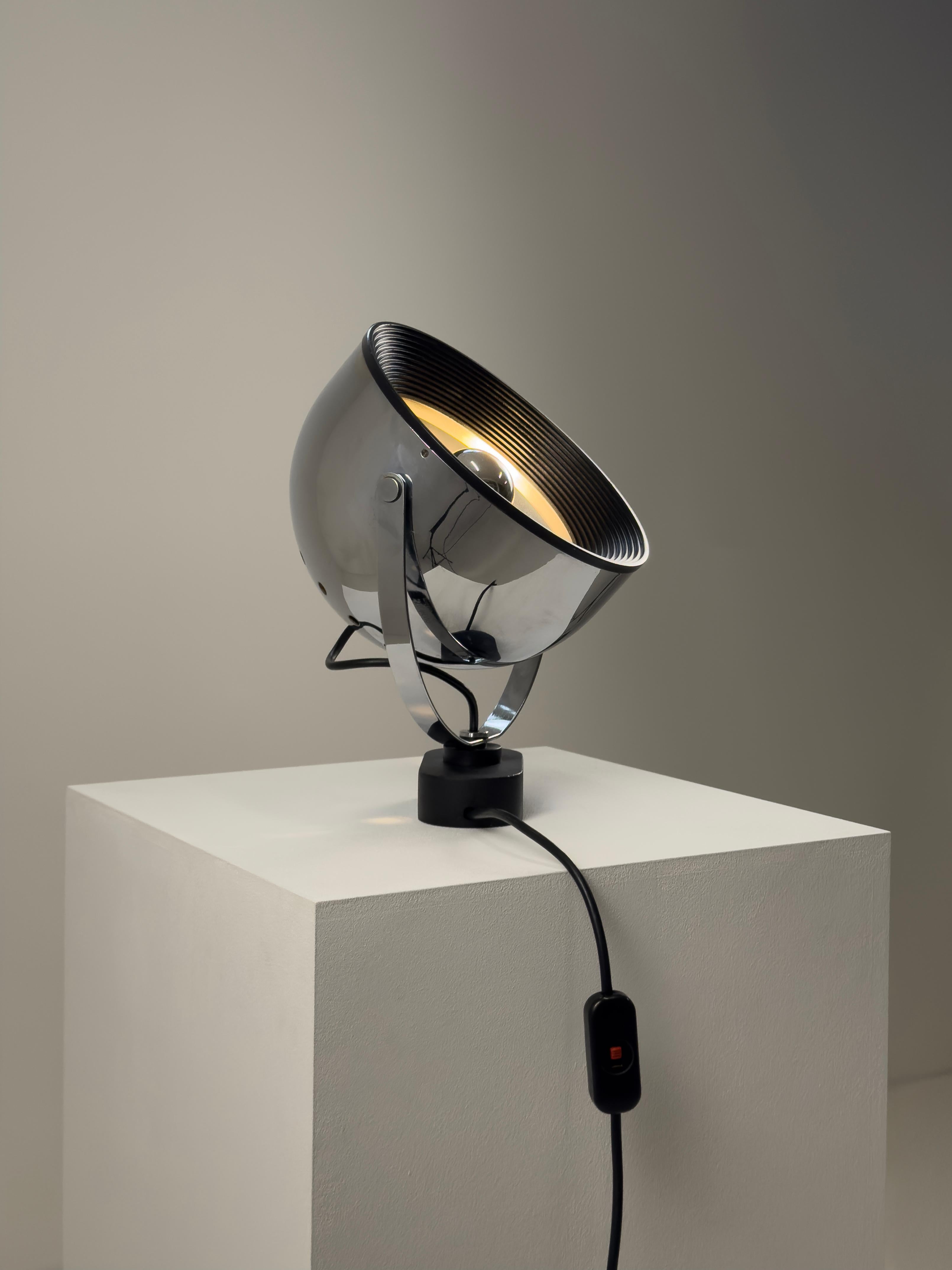 Iconic Sistema Trepiù table lamp by G.Aulenti and L.Castiglioni for Stilnovo 8