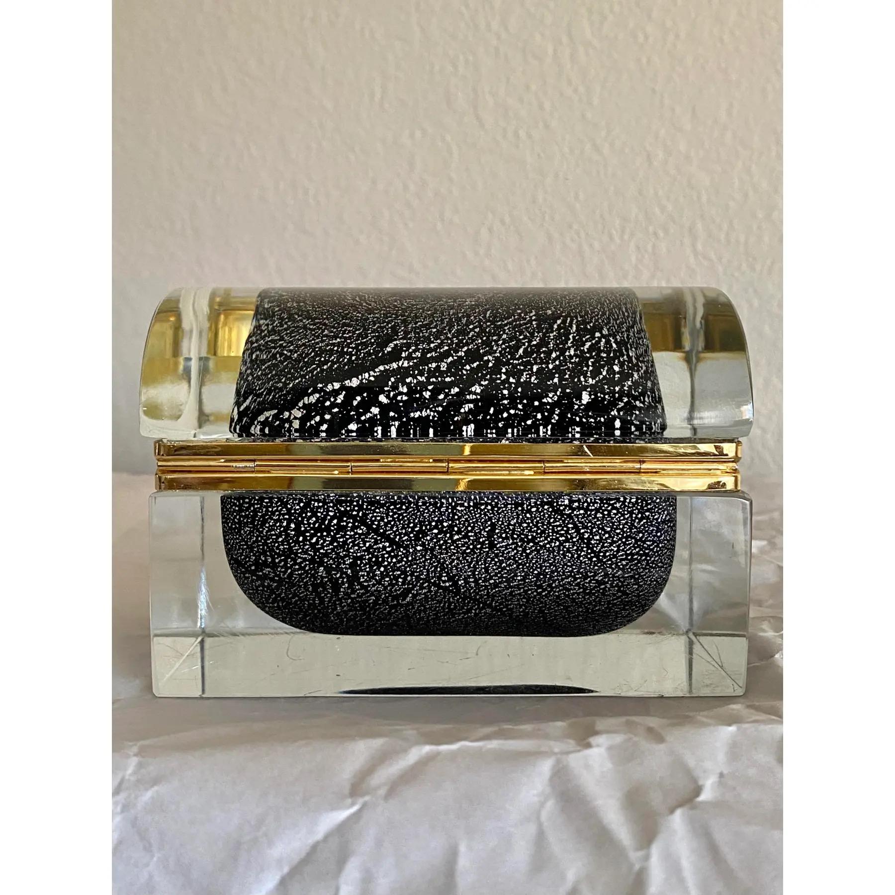 Icónica Caja de Murano Mandruzzato Sommerso de Hojas de Siver Vidrio artístico en venta